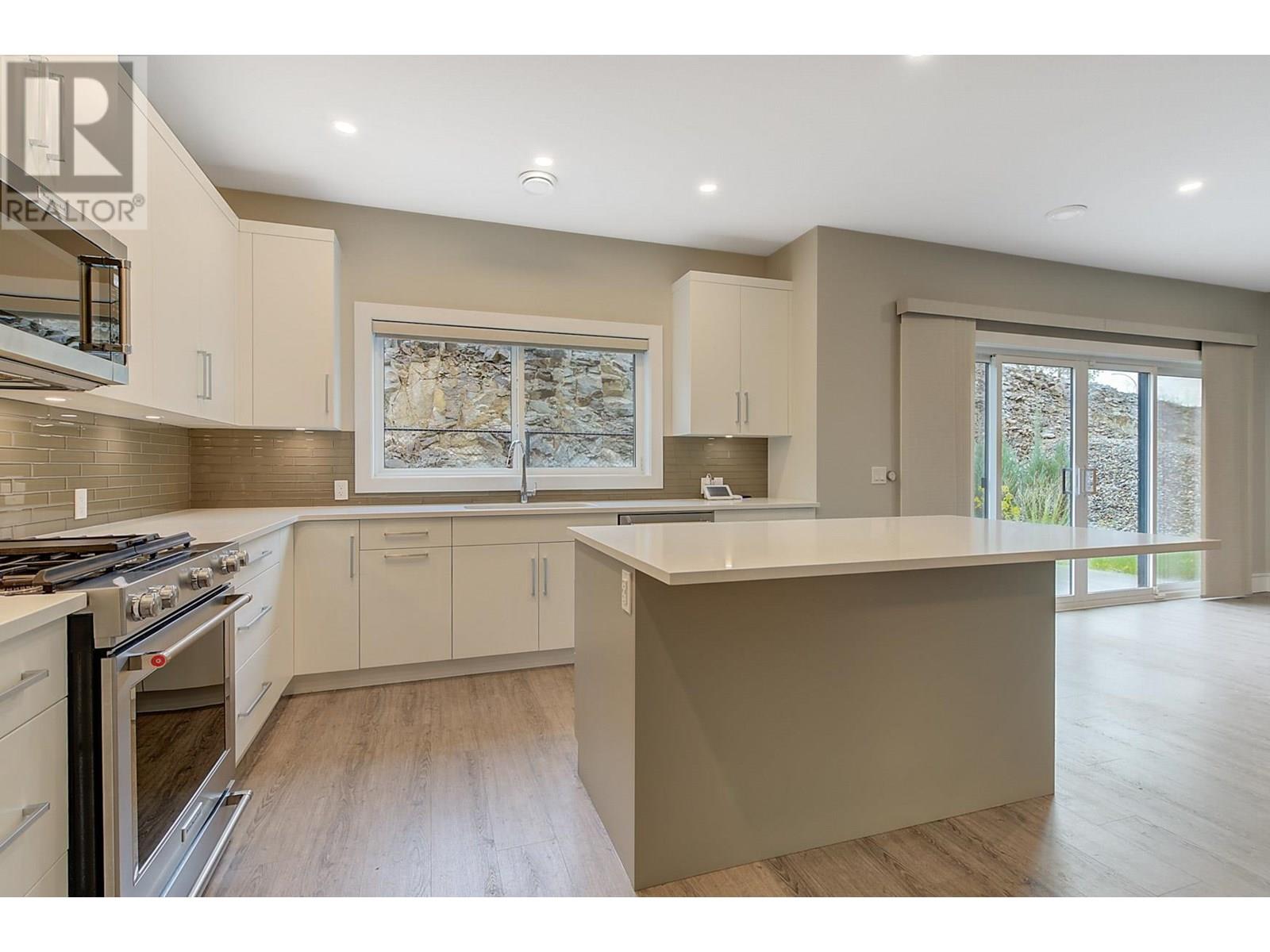  788 Acadia Street, Kelowna