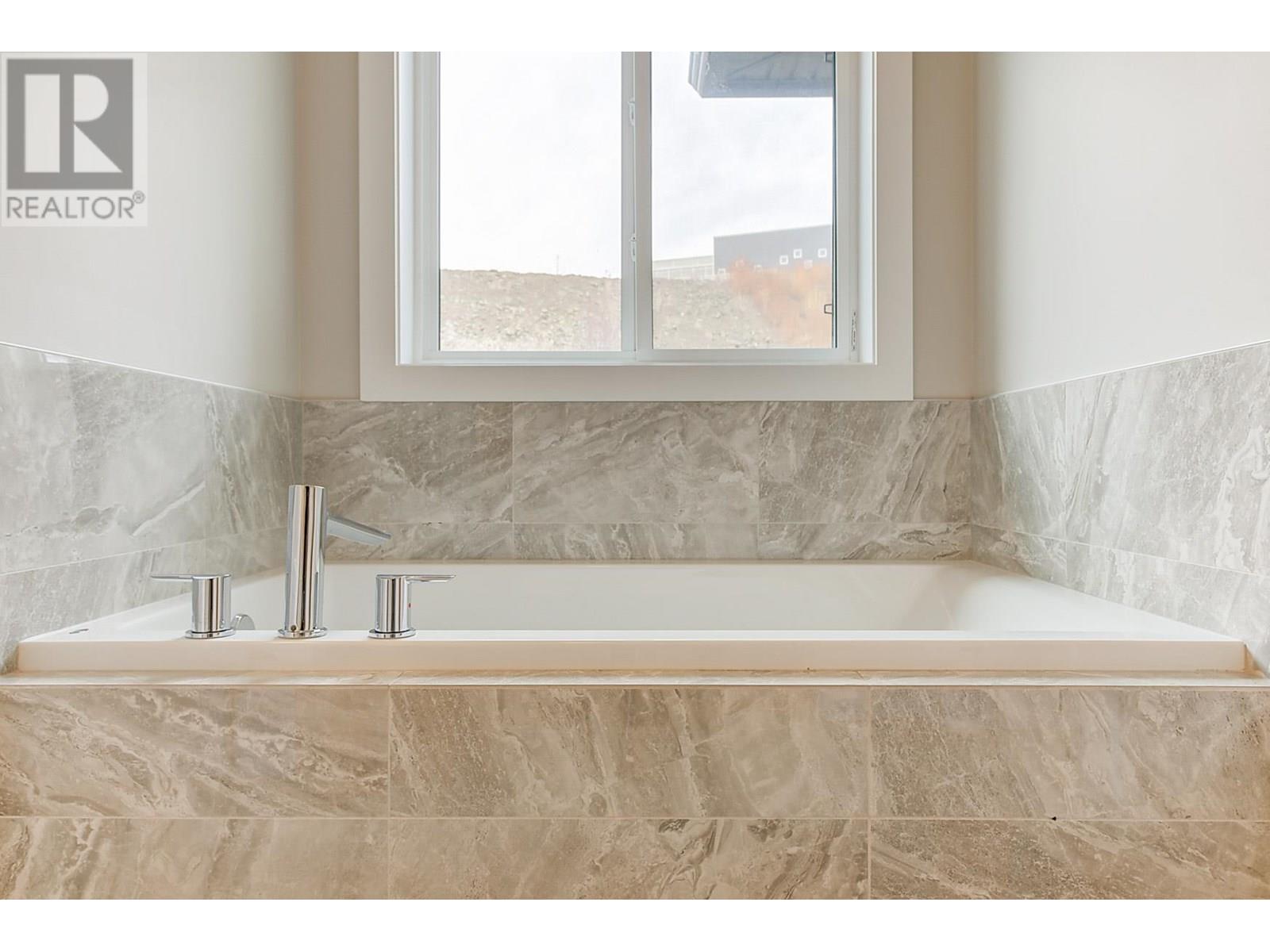  788 Acadia Street, Kelowna