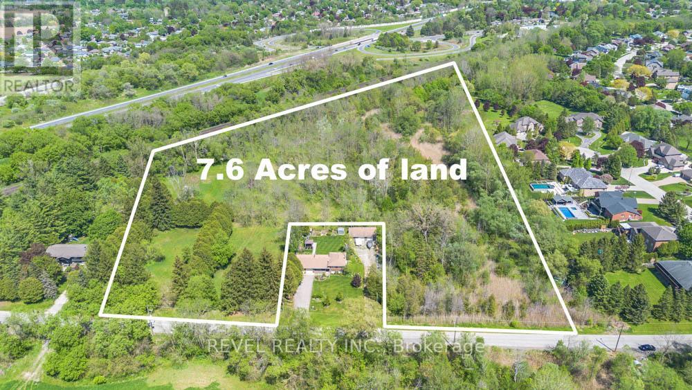 Photo 8 of 88 Golf Road, Brantford ON