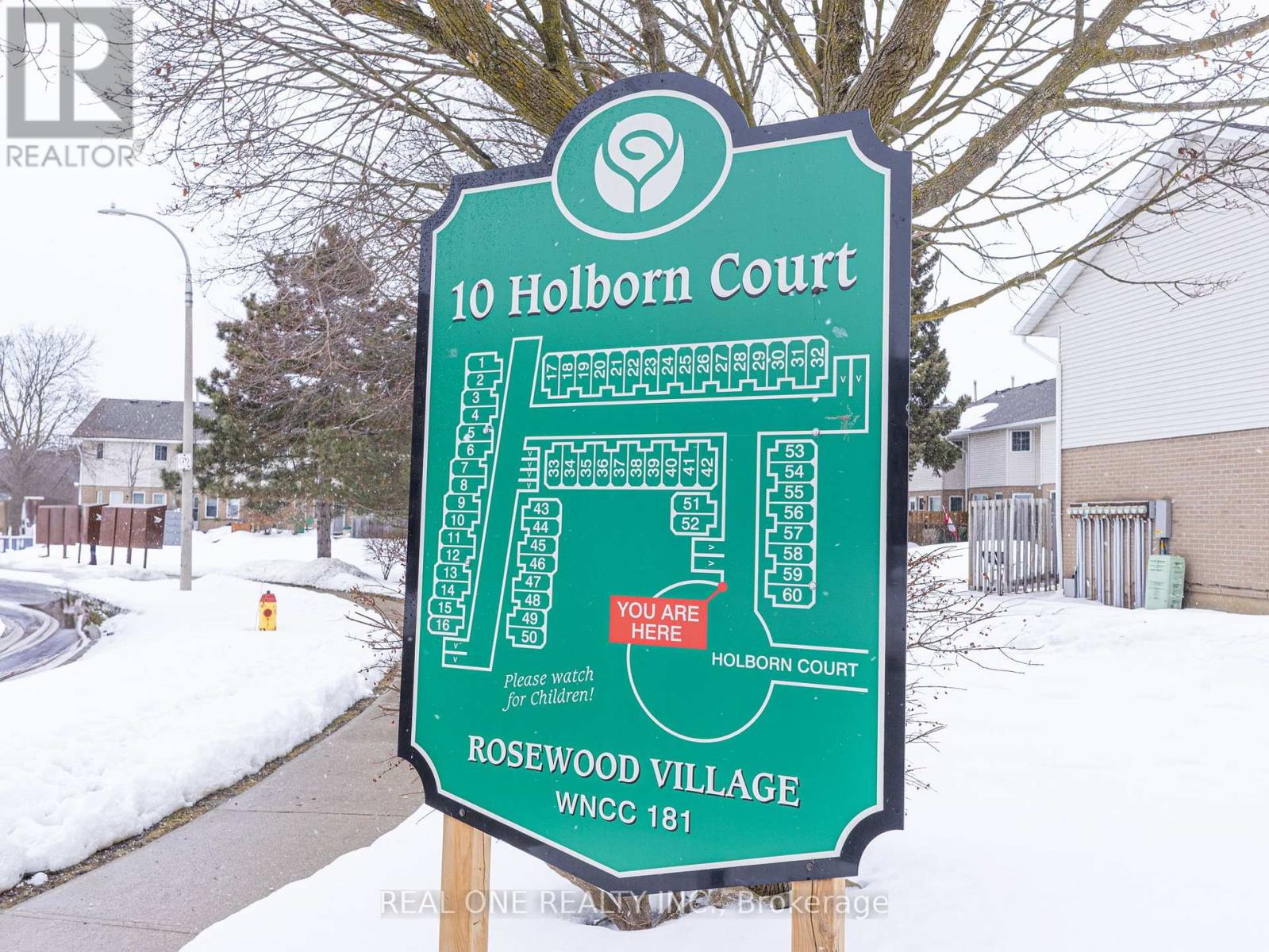 Photo 23 of 60 10 Holborn Court, Kitchener ON