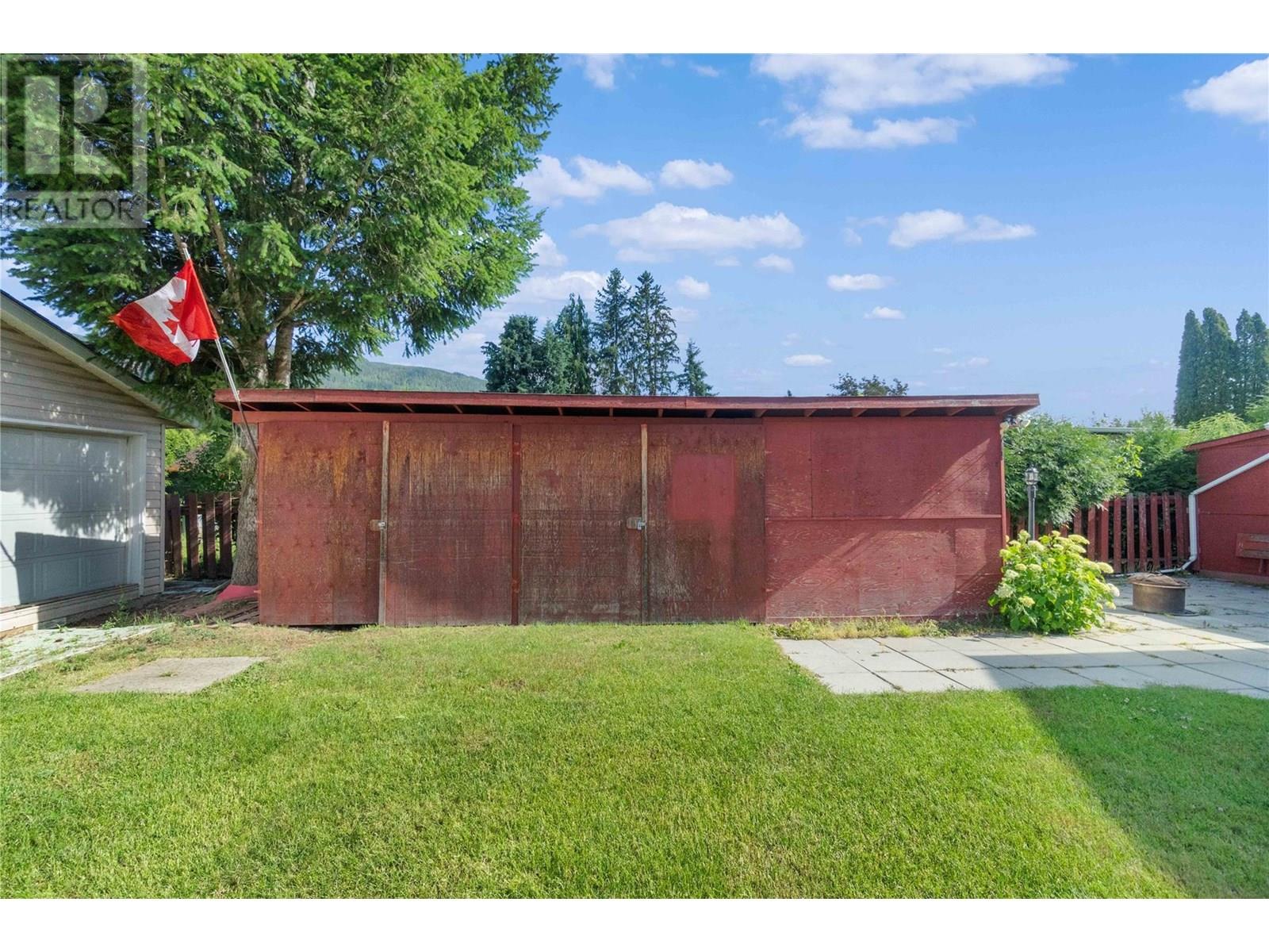 Photo 18 of 1208 Sherlock Road, Sicamous BC