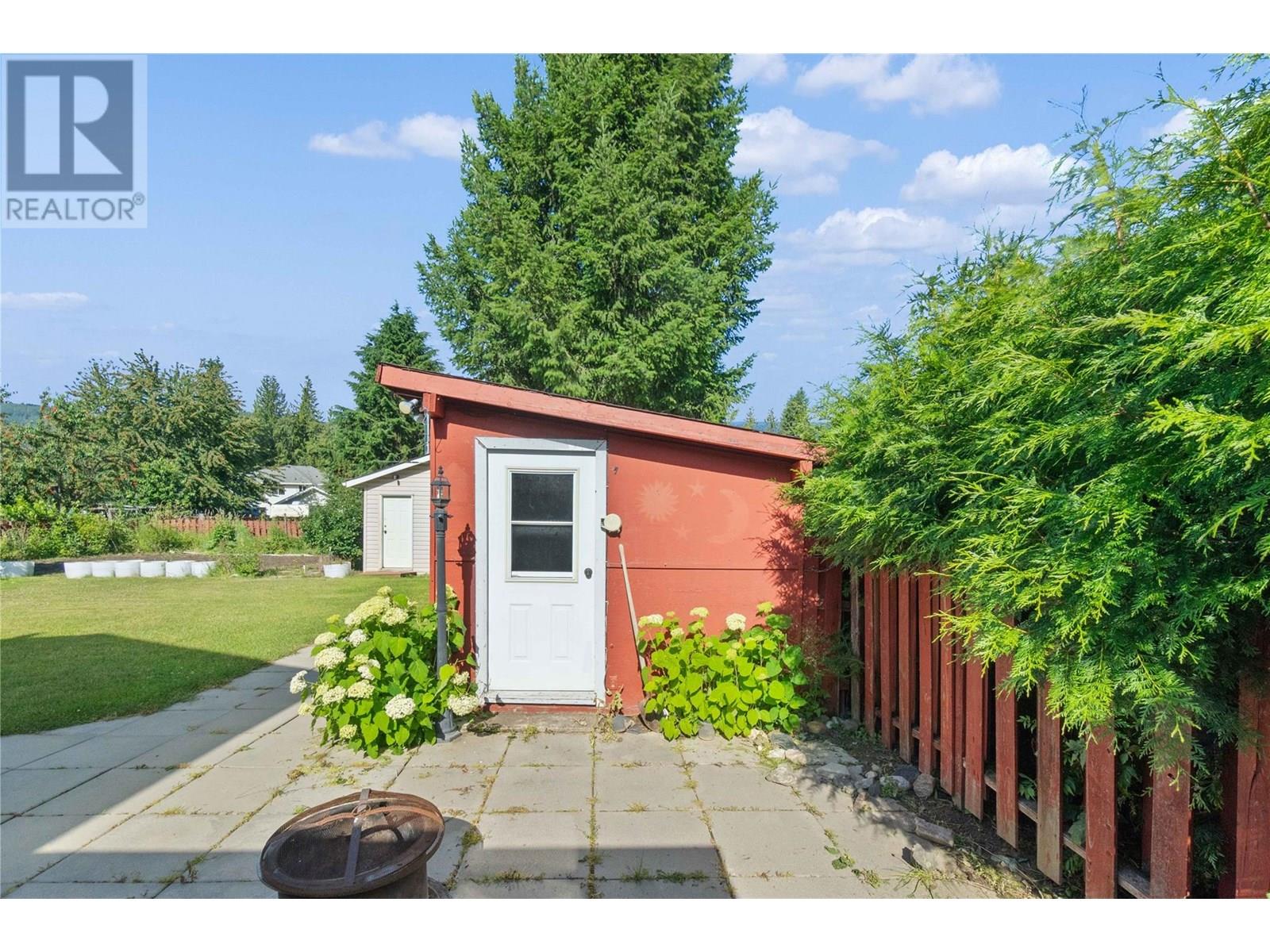 Photo 24 of 1208 Sherlock Road, Sicamous BC