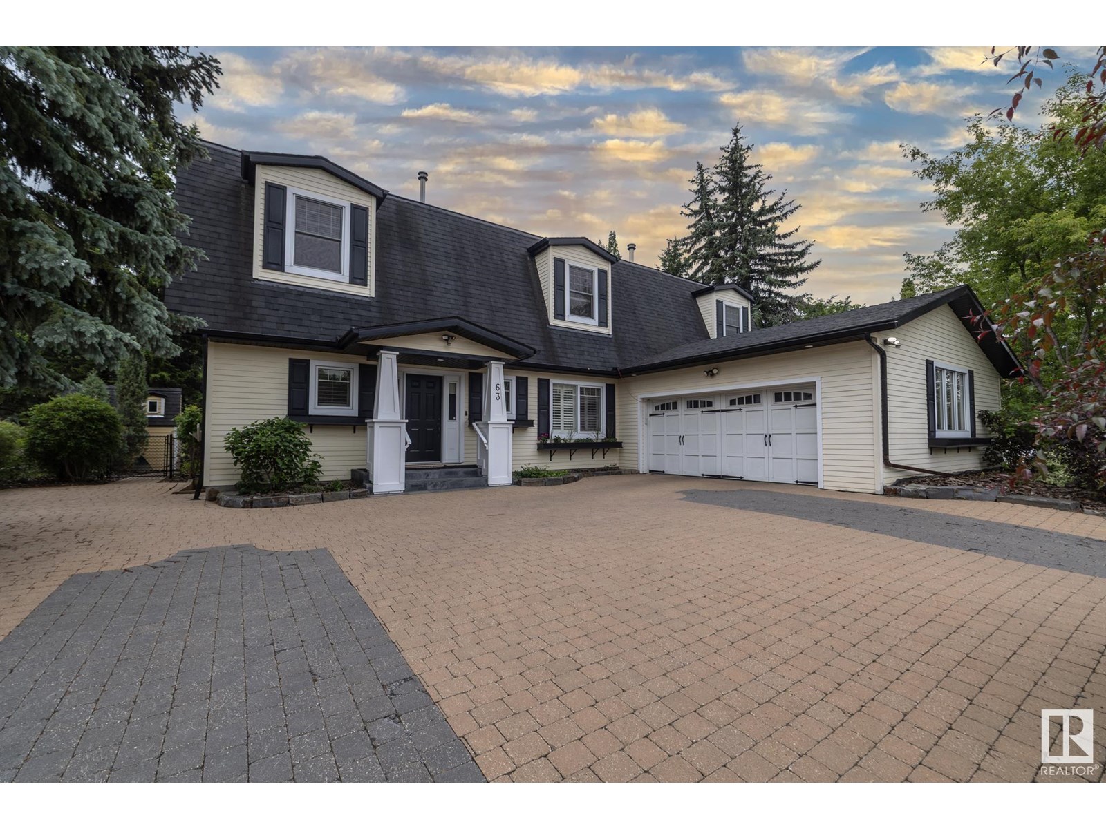 Photo 1 of 63 Fairway Dr Nw, Edmonton AB