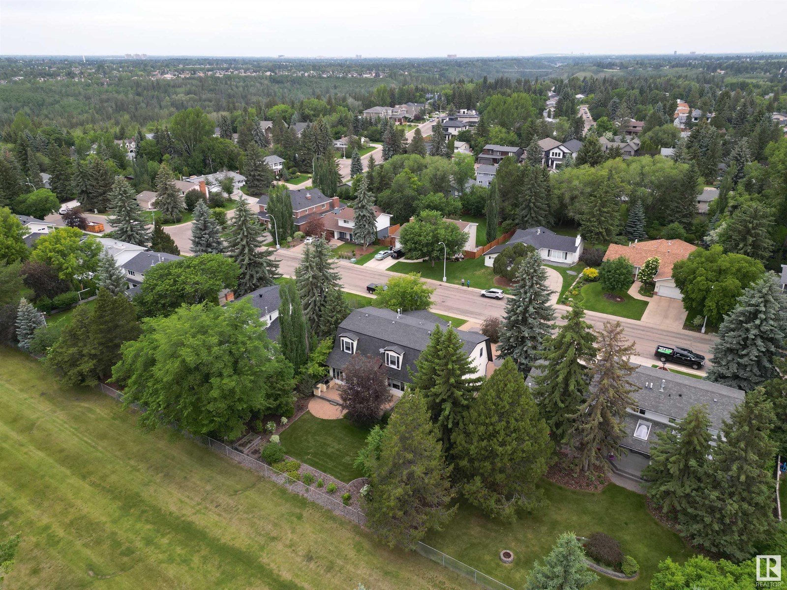 Photo 70 of 63 Fairway Dr Nw, Edmonton AB