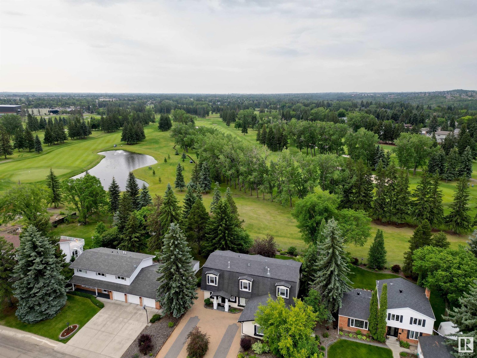 Photo 69 of 63 Fairway Dr Nw, Edmonton AB