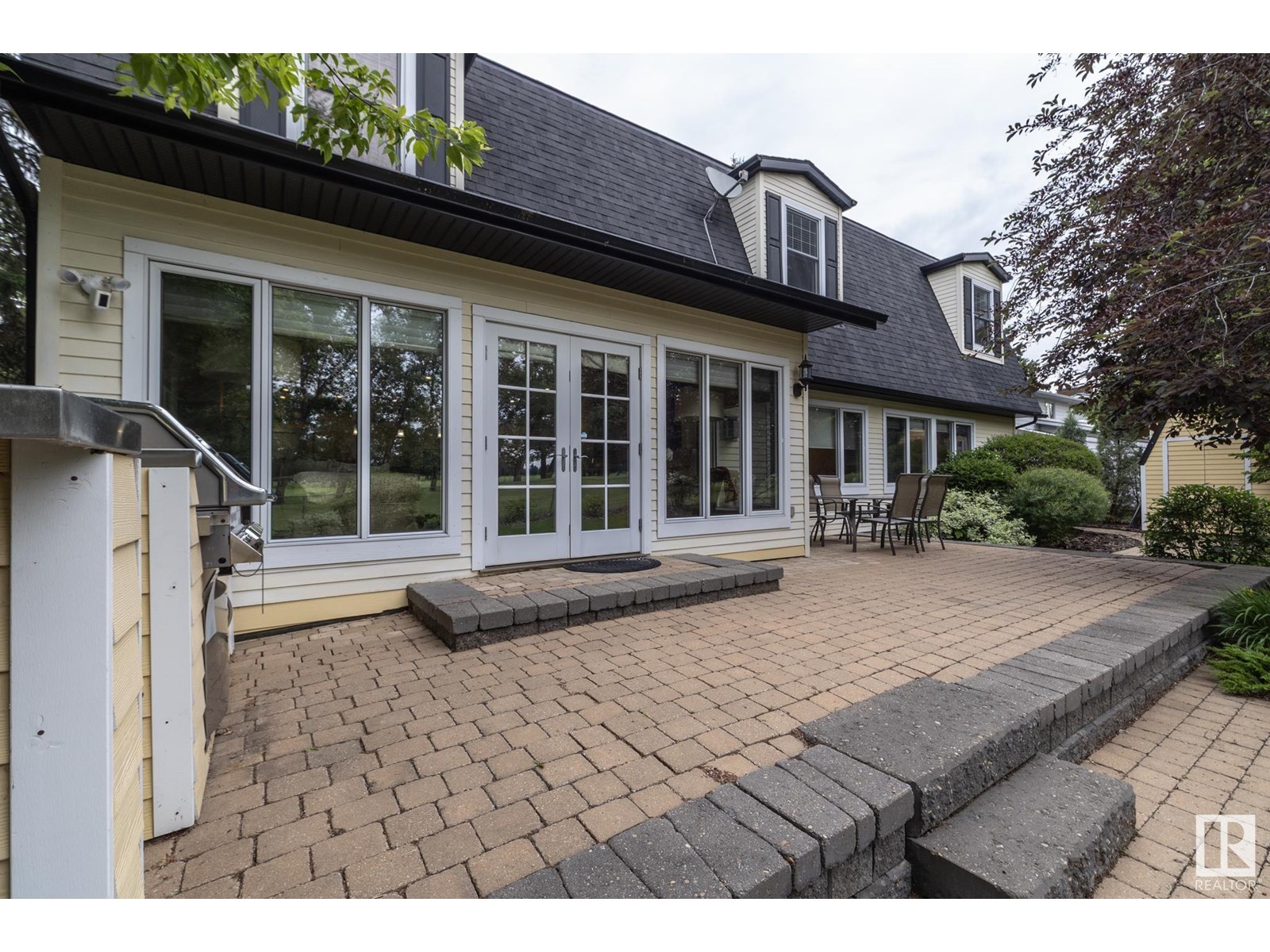 Photo 61 of 63 Fairway Dr Nw, Edmonton AB