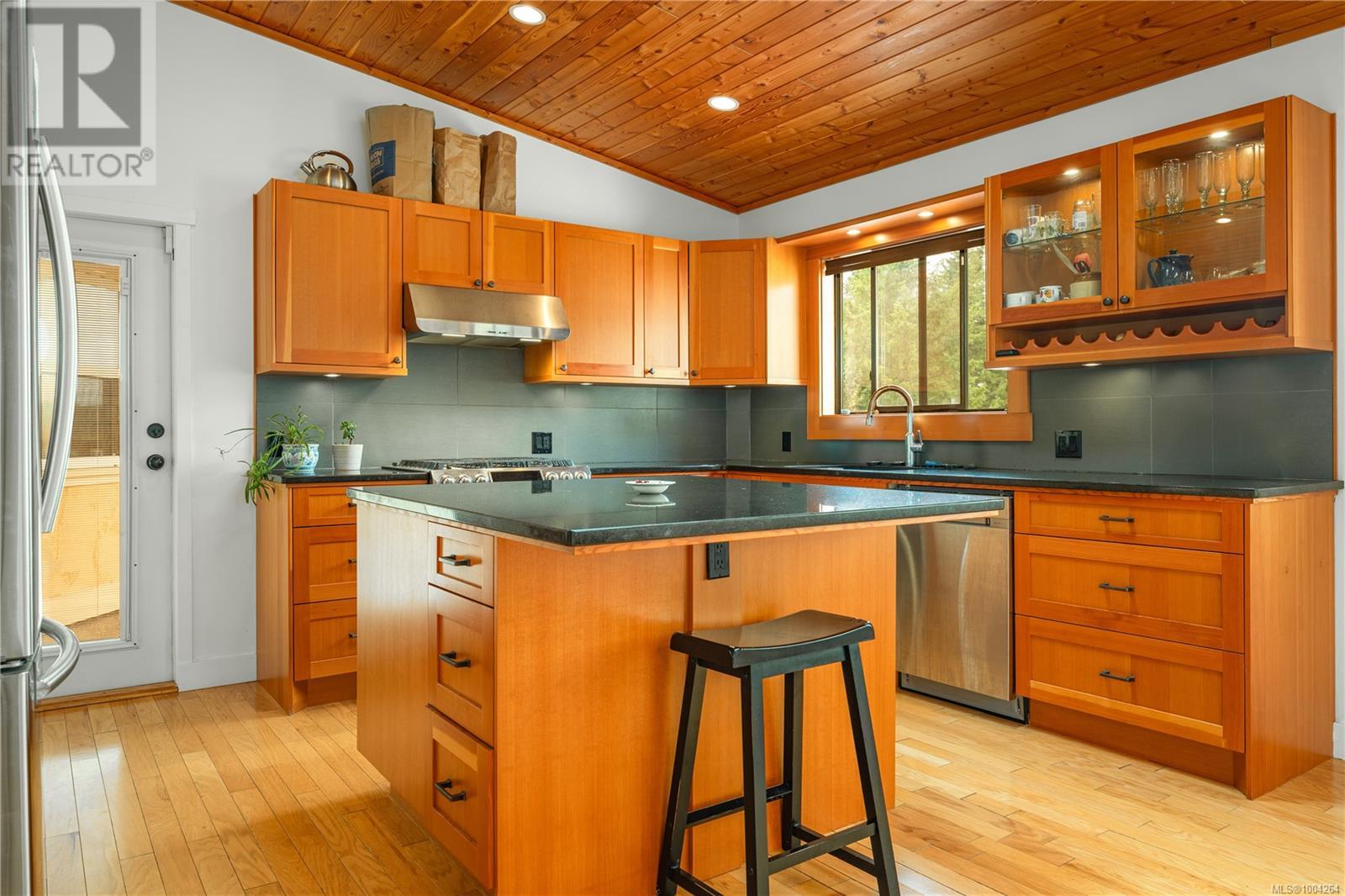 2439 Calais Rd, Duncan