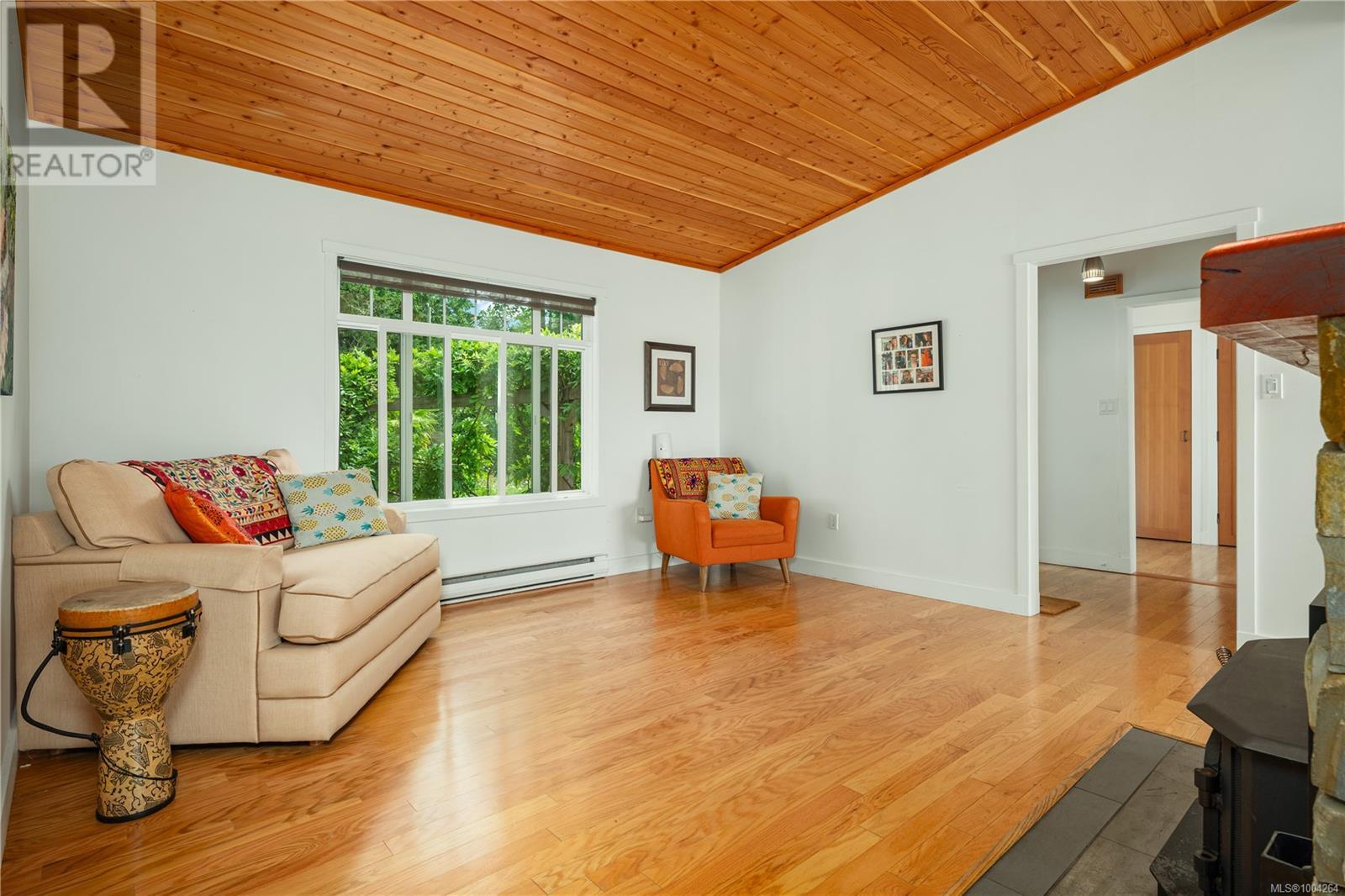 2439 Calais Rd, Duncan
