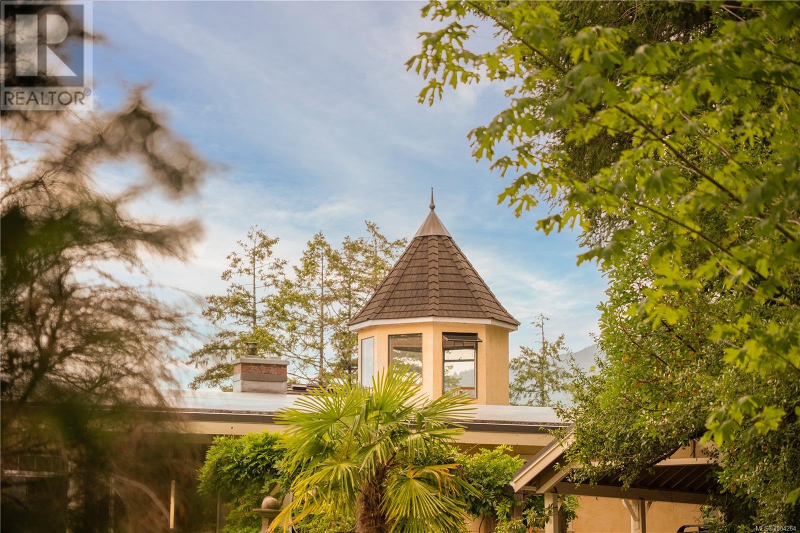2439 Calais Rd, Duncan