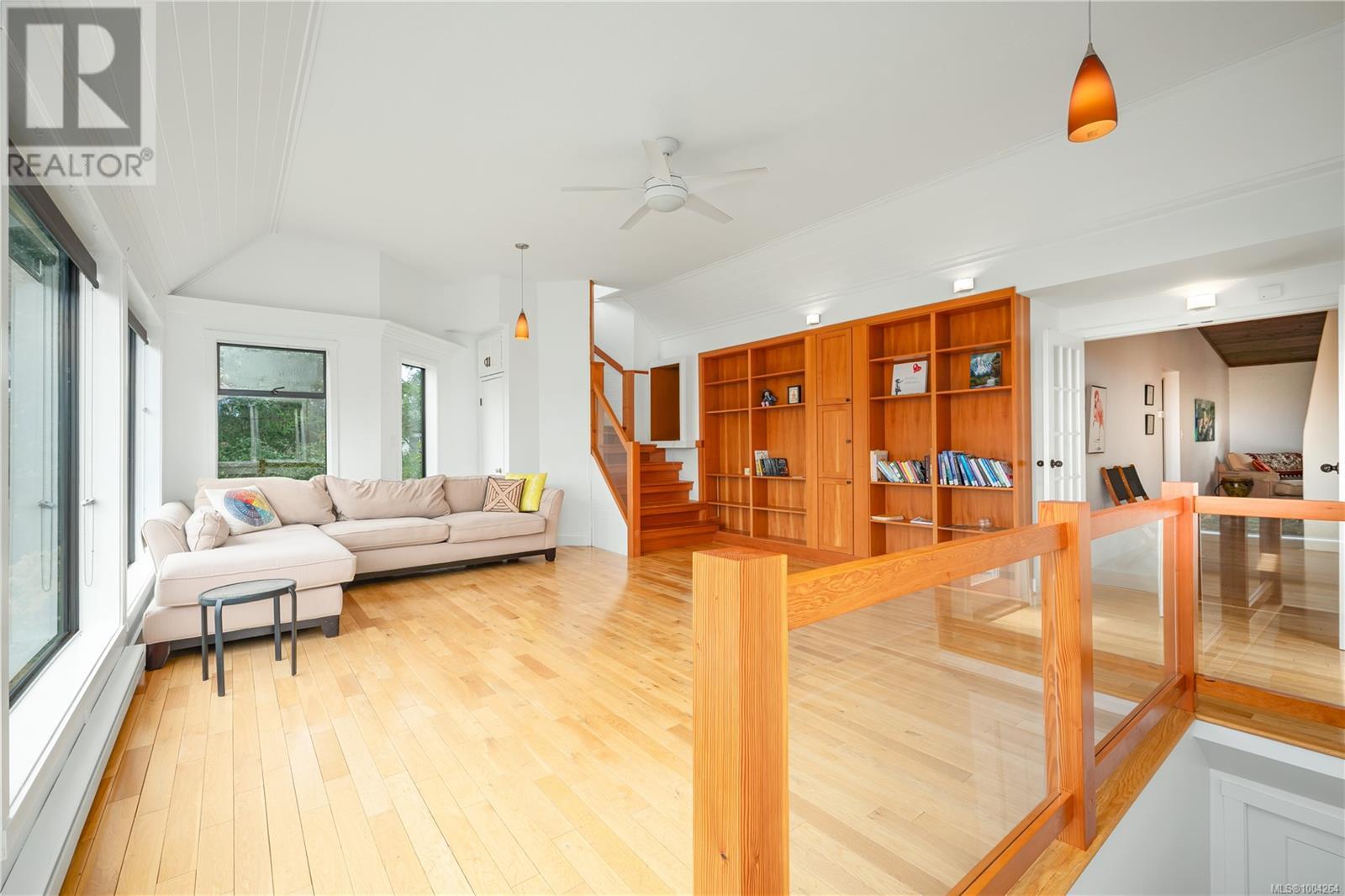 2439 Calais Rd, Duncan