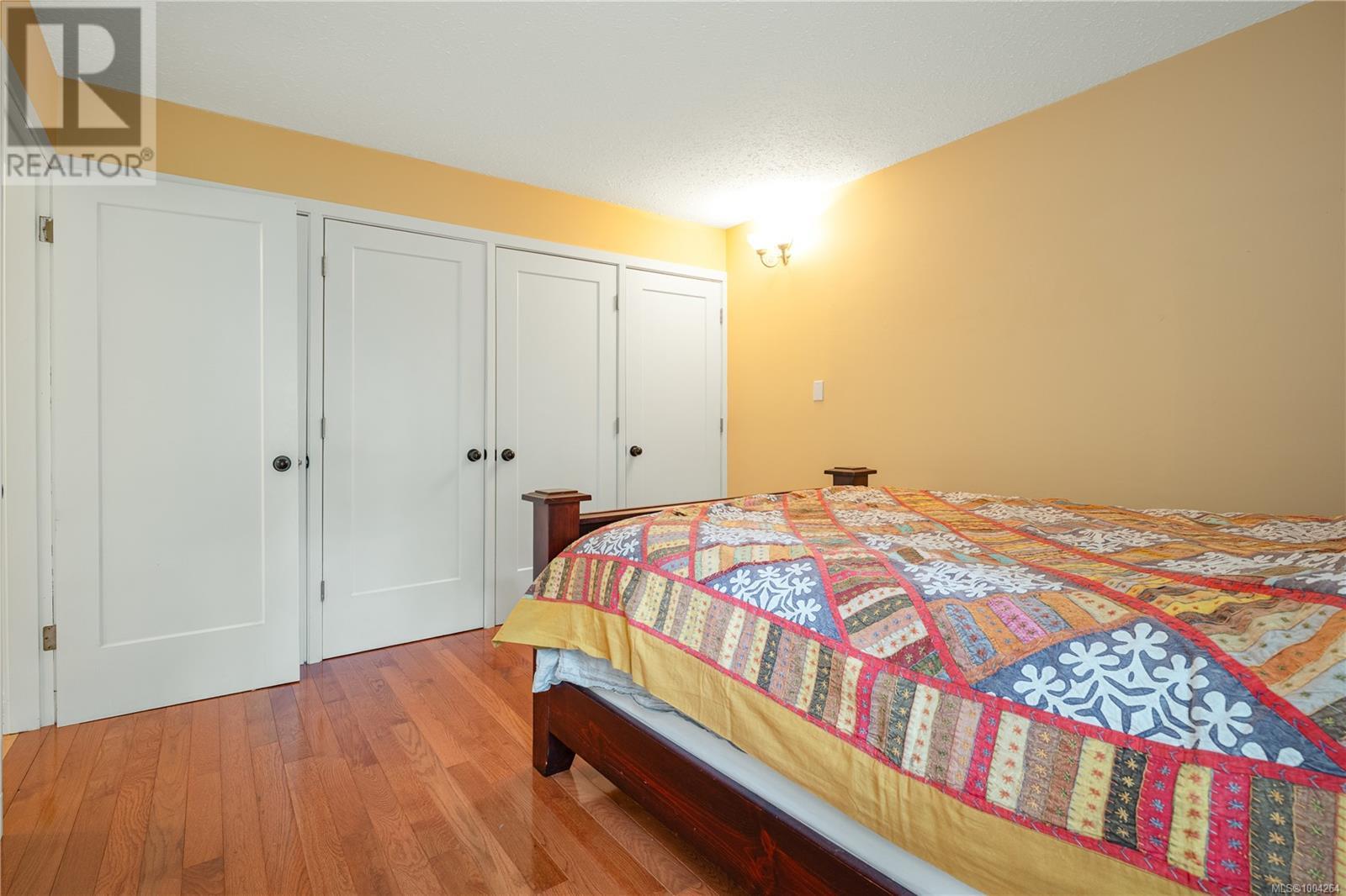 2439 Calais Rd, Duncan
