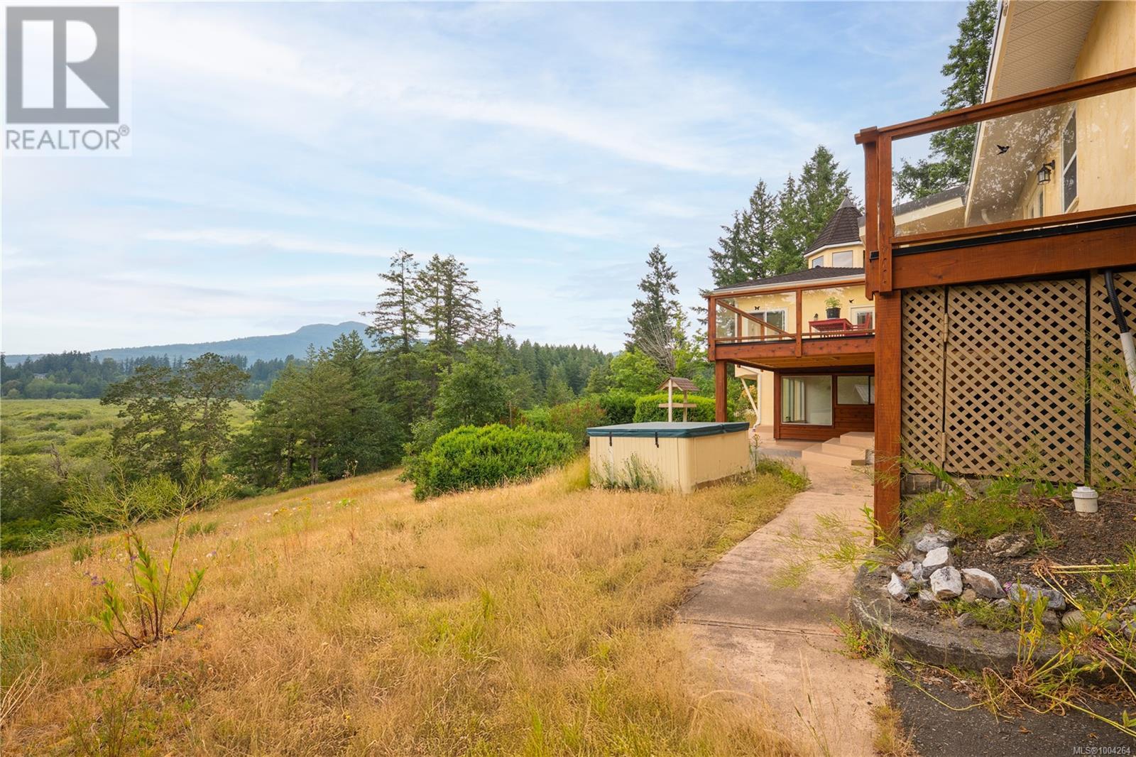2439 Calais Rd, Duncan