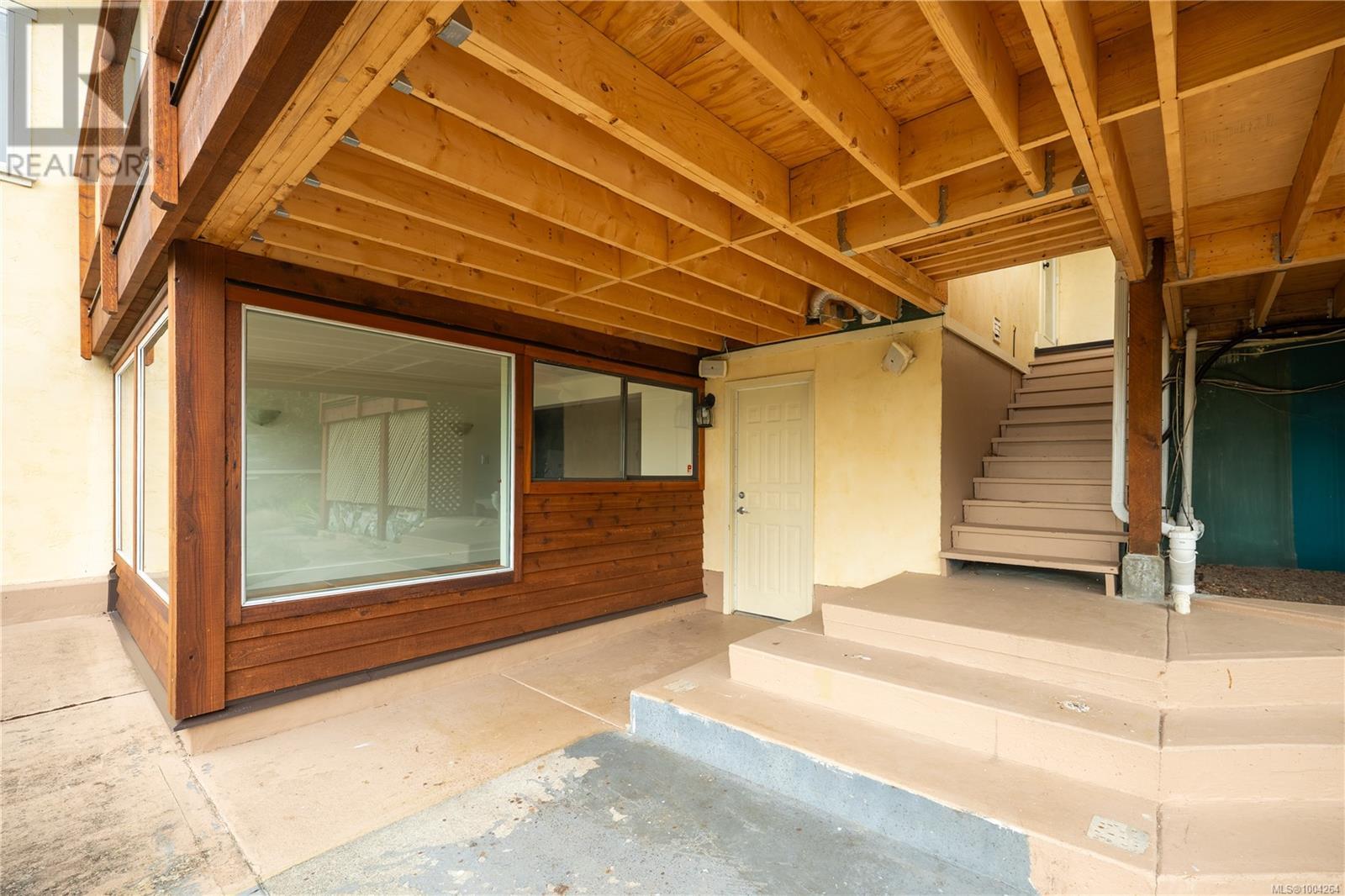 2439 Calais Rd, Duncan