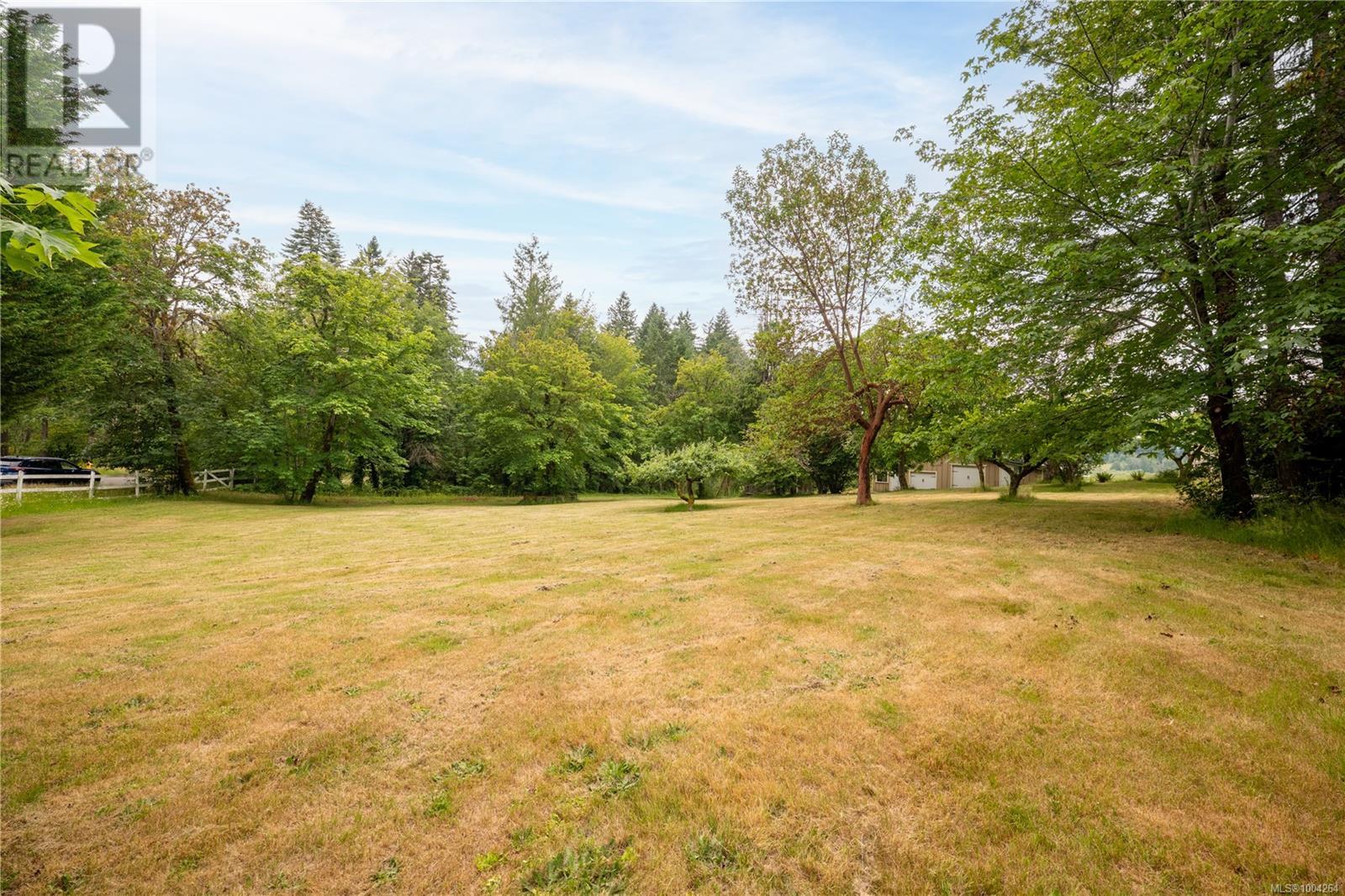 2439 Calais Rd, Duncan