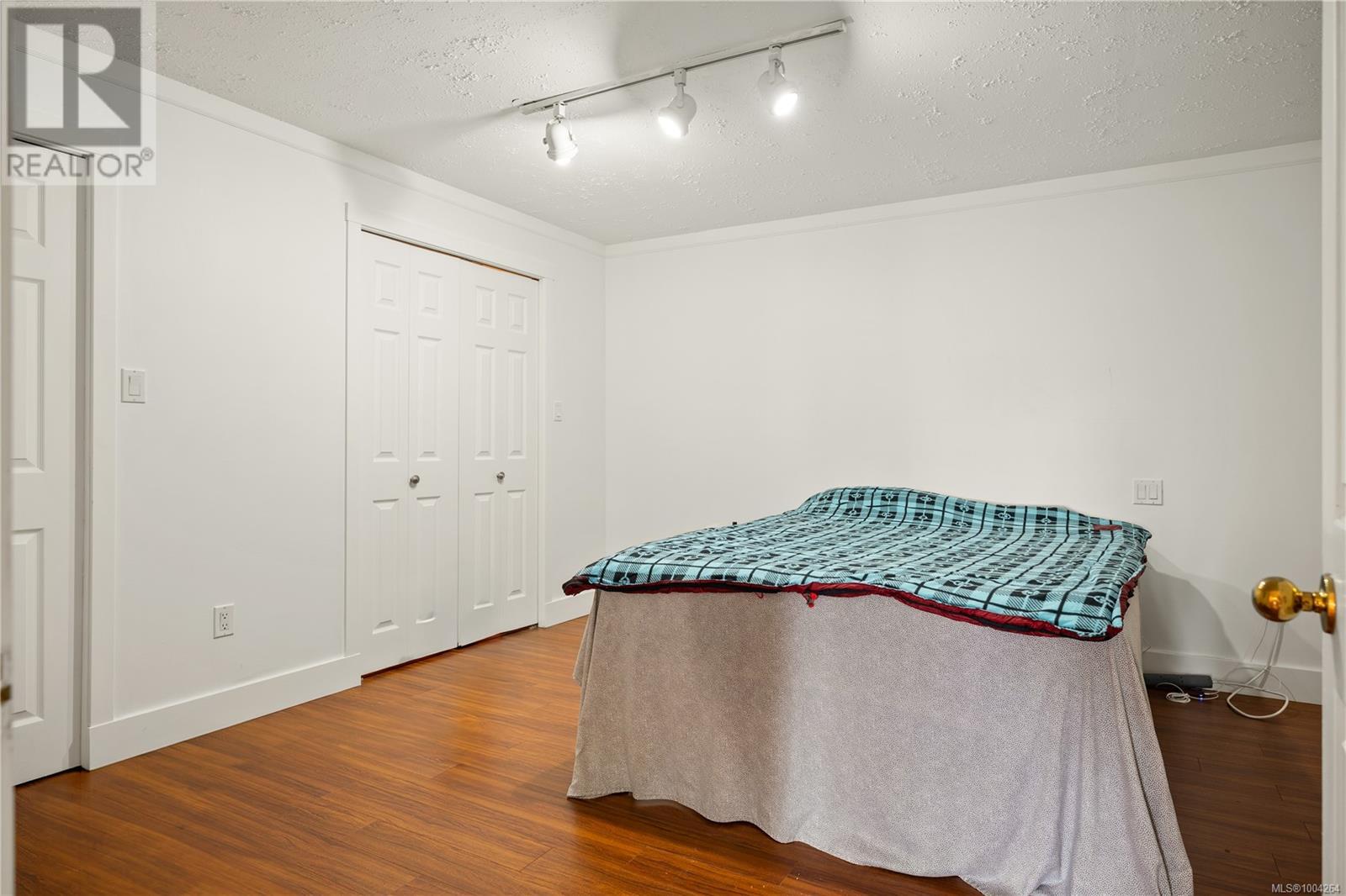 2439 Calais Rd, Duncan