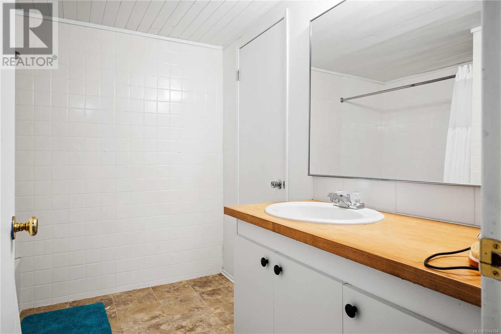 2439 Calais Rd, Duncan