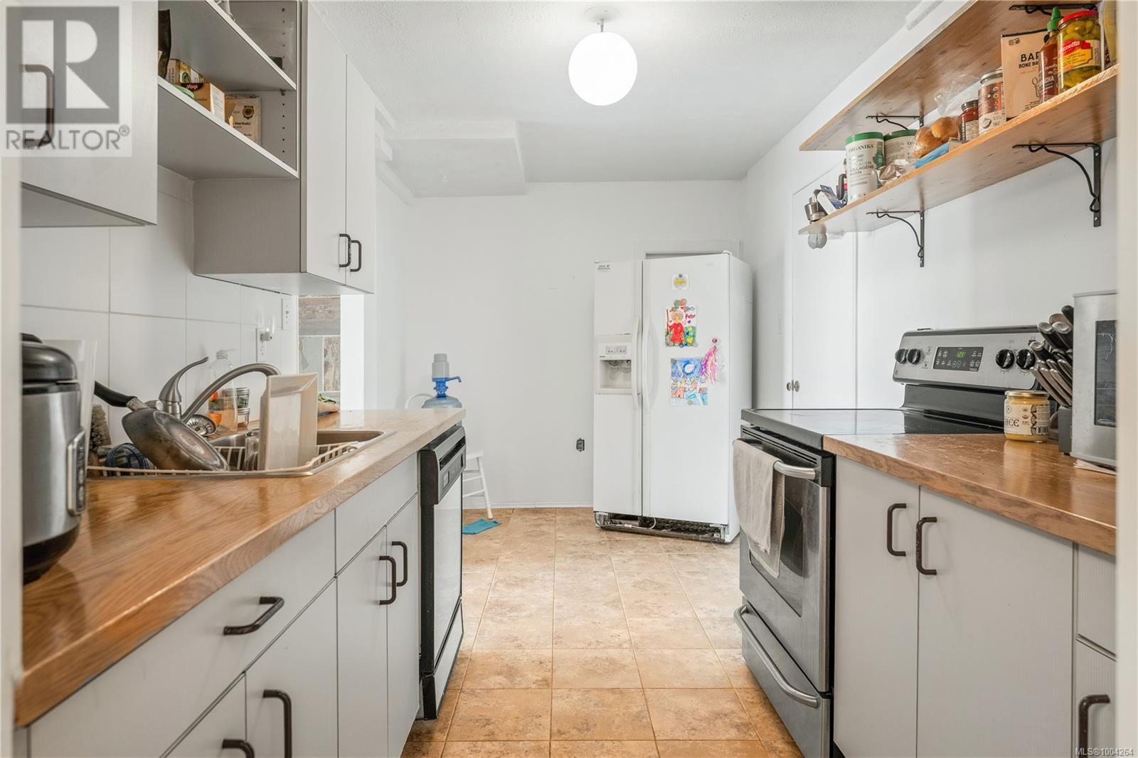 2439 Calais Rd, Duncan