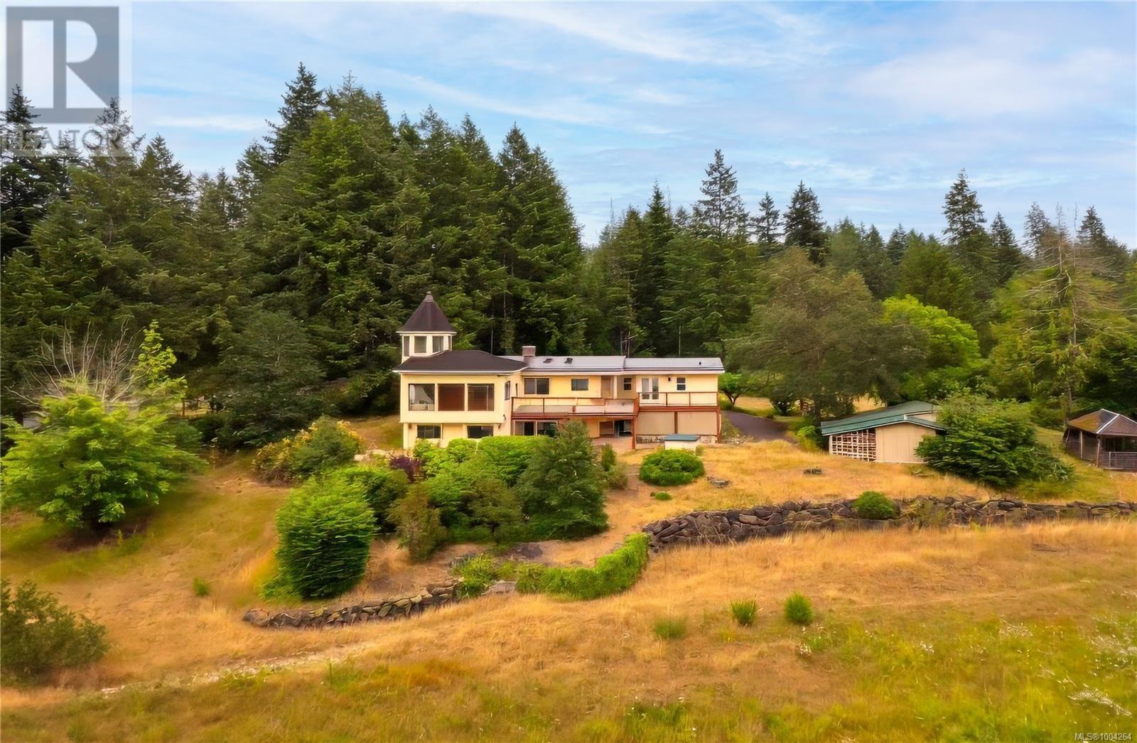 2439 Calais Rd, Duncan