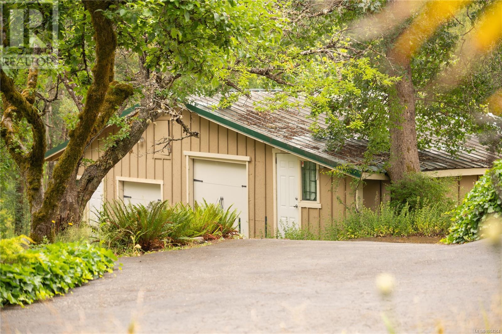 2439 Calais Rd, Duncan