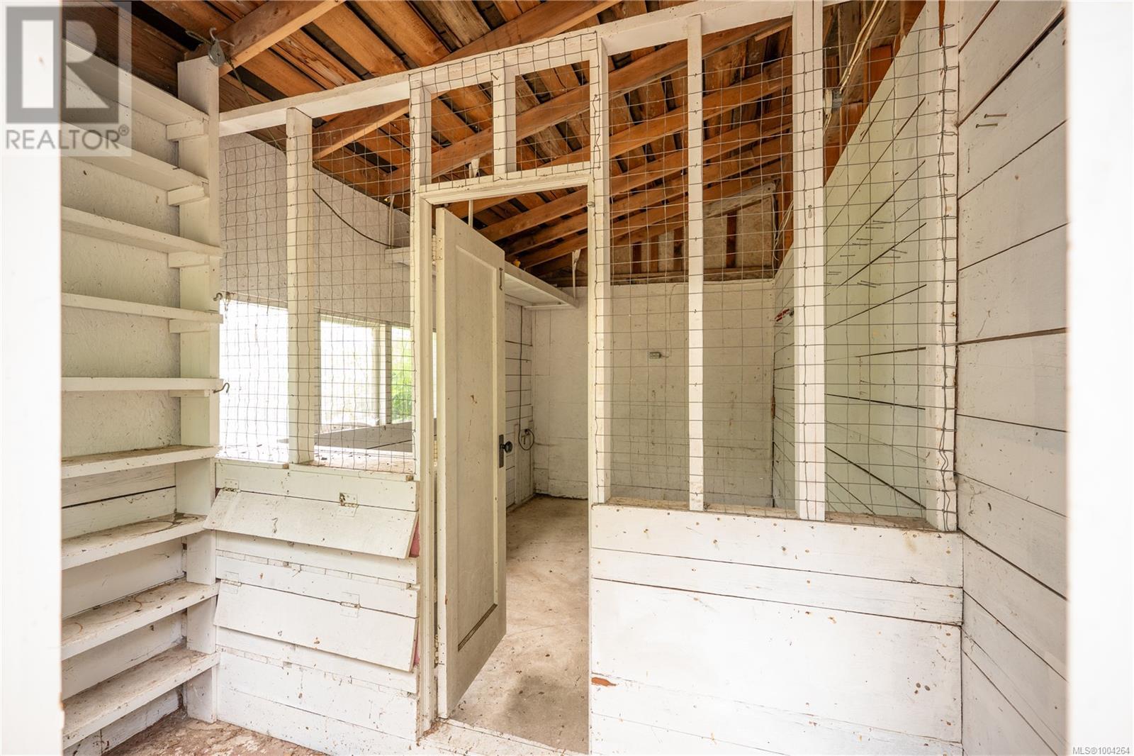 2439 Calais Rd, Duncan
