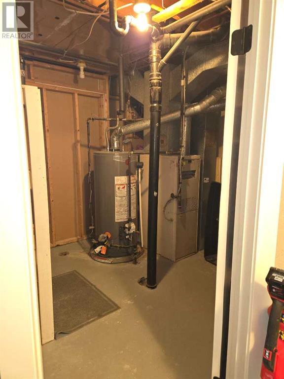 Single Family House Bi-level for Sale in   A Avenue Mountview Grande Prairie 