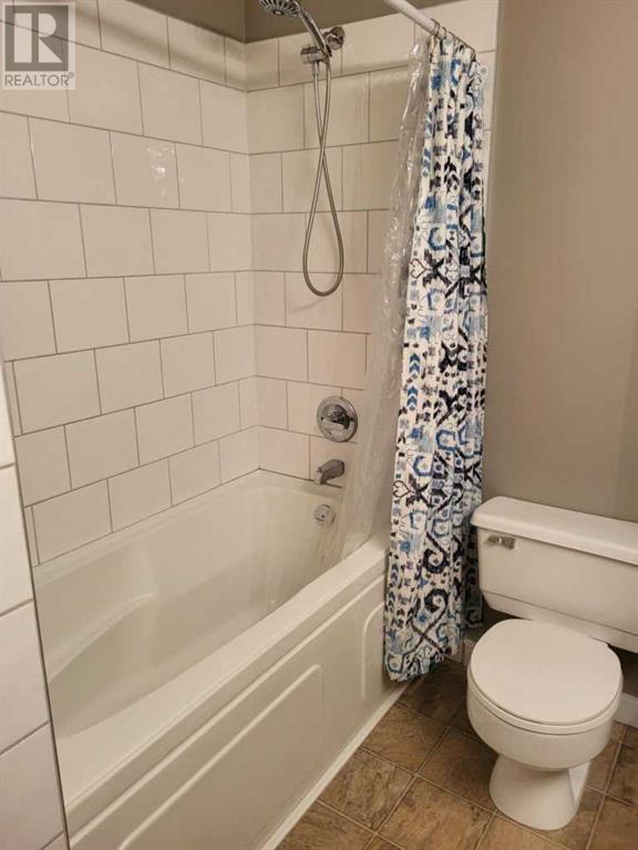 Single Family House Bi-level for Sale in   A Avenue Mountview Grande Prairie 