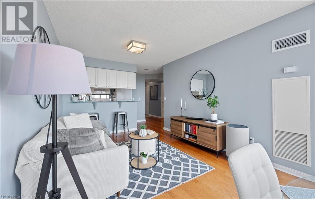 Photo 18 of 1150 Parkwest Place Unit 1004, Mississauga ON