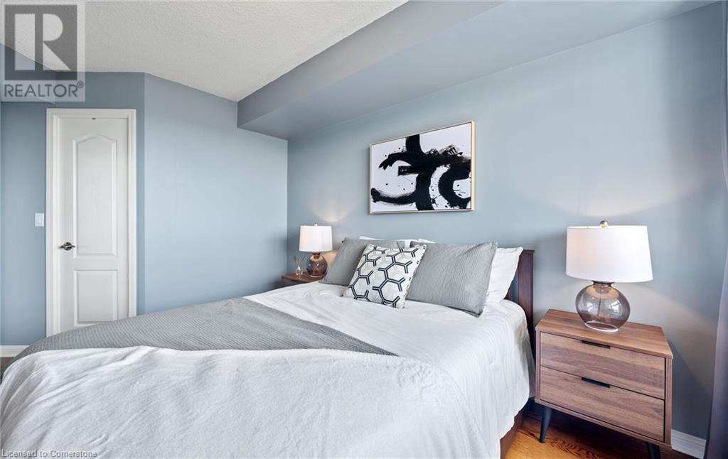 Photo 37 of 1150 Parkwest Place Unit 1004, Mississauga ON