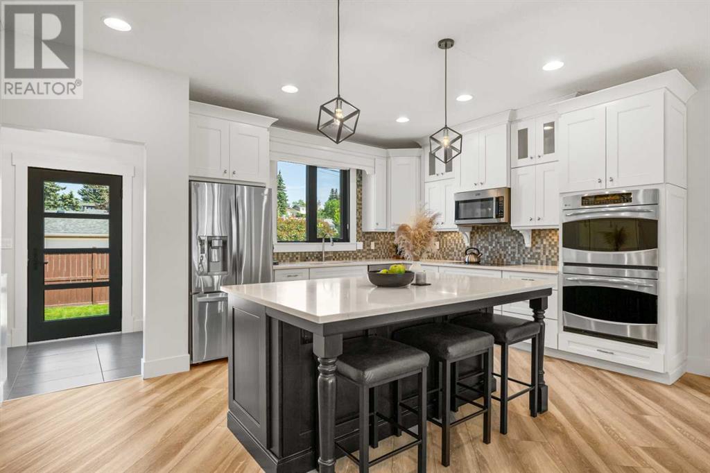 Single Family House Bungalow for Sale in  Granlea Place SW Glendale Calgary 