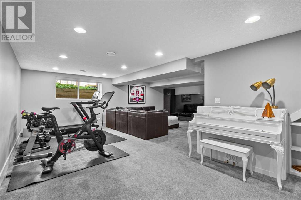 Single Family House Bungalow for Sale in  Granlea Place SW Glendale Calgary 