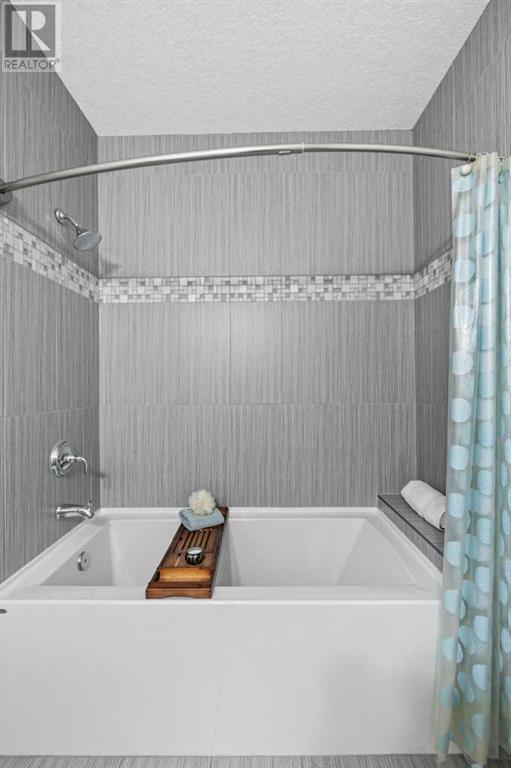 Single Family House Bungalow for Sale in  Granlea Place SW Glendale Calgary 