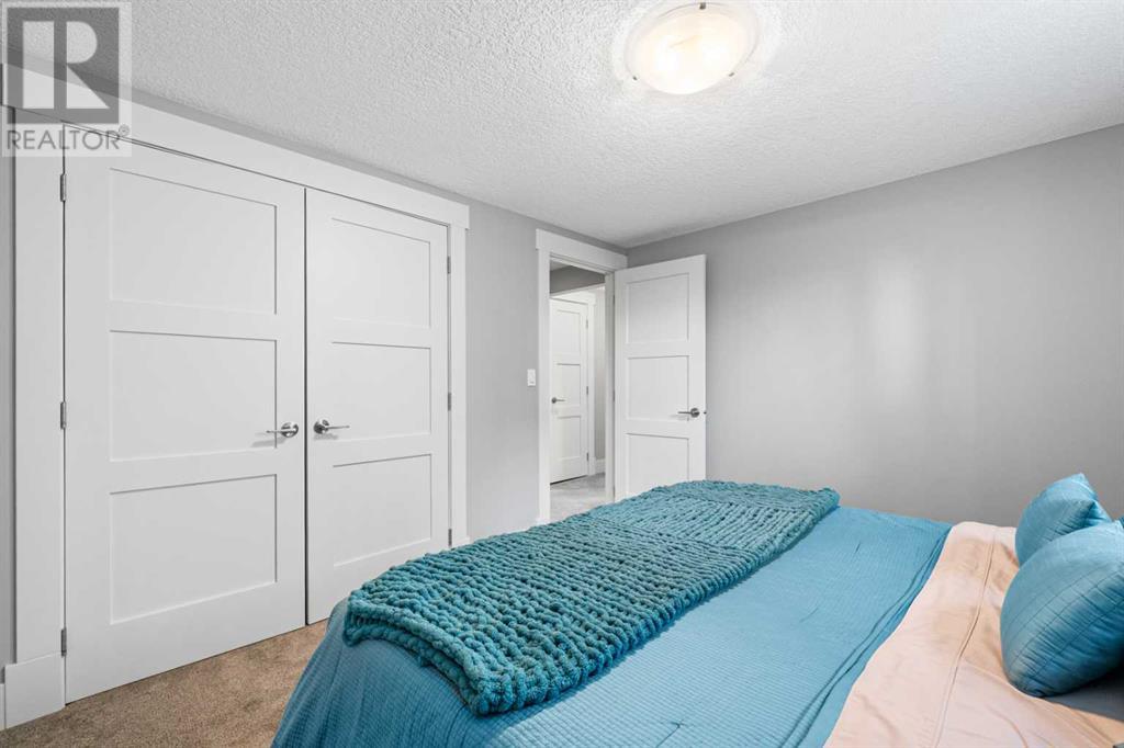 Single Family House Bungalow for Sale in  Granlea Place SW Glendale Calgary 