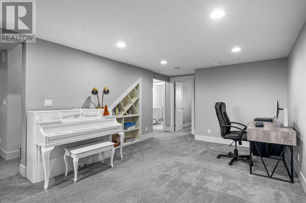Single Family House Bungalow for Sale in  Granlea Place SW Glendale Calgary 