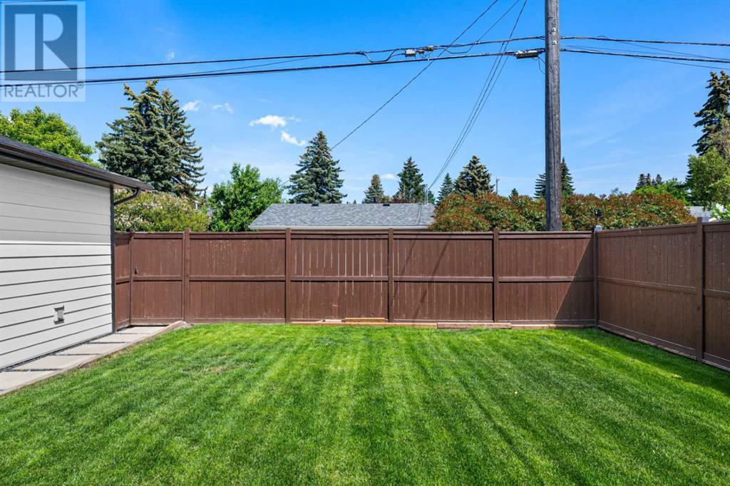 Single Family House Bungalow for Sale in  Granlea Place SW Glendale Calgary 