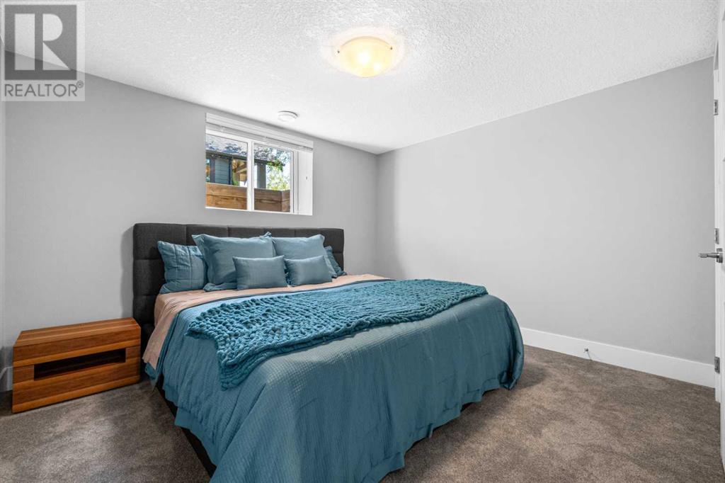 Single Family House Bungalow for Sale in  Granlea Place SW Glendale Calgary 