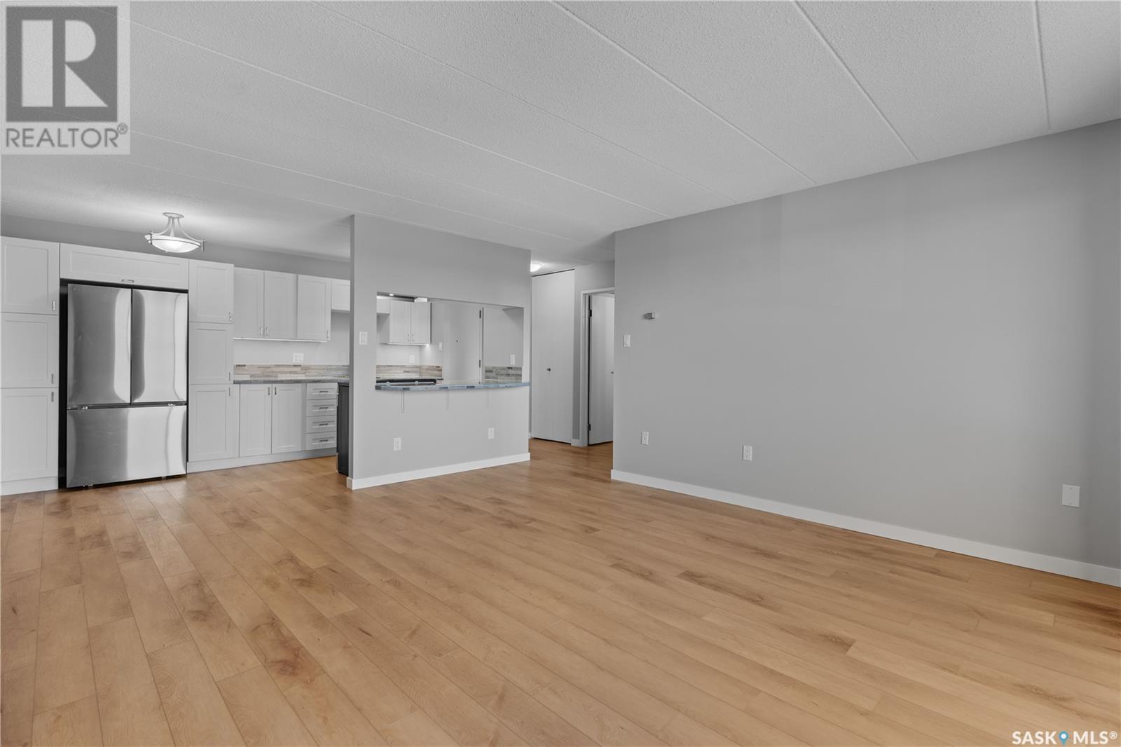 Single Family House High rise for Sale in   Gordon ROAD Regina 