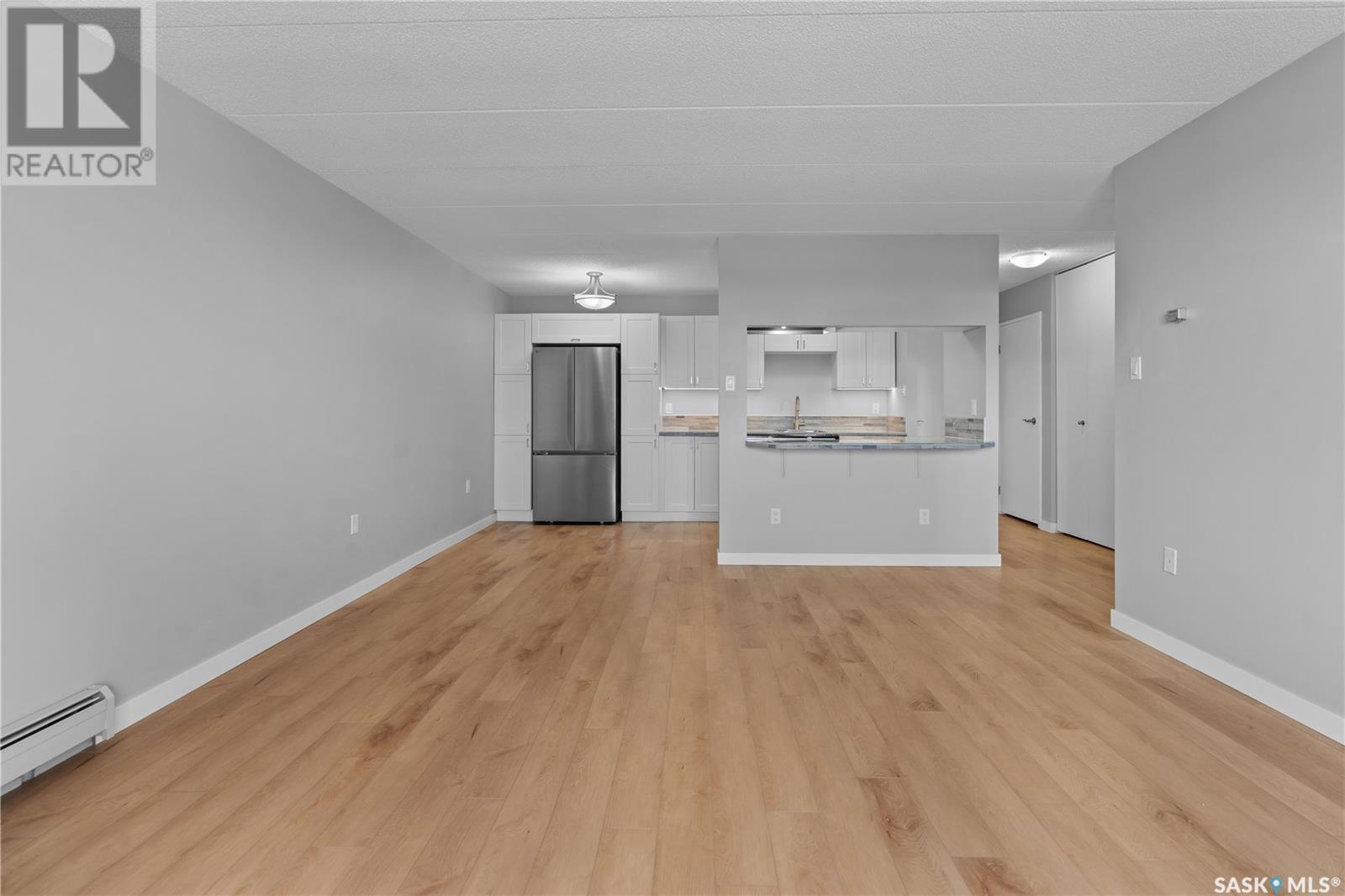 Single Family House High rise for Sale in   Gordon ROAD Regina 
