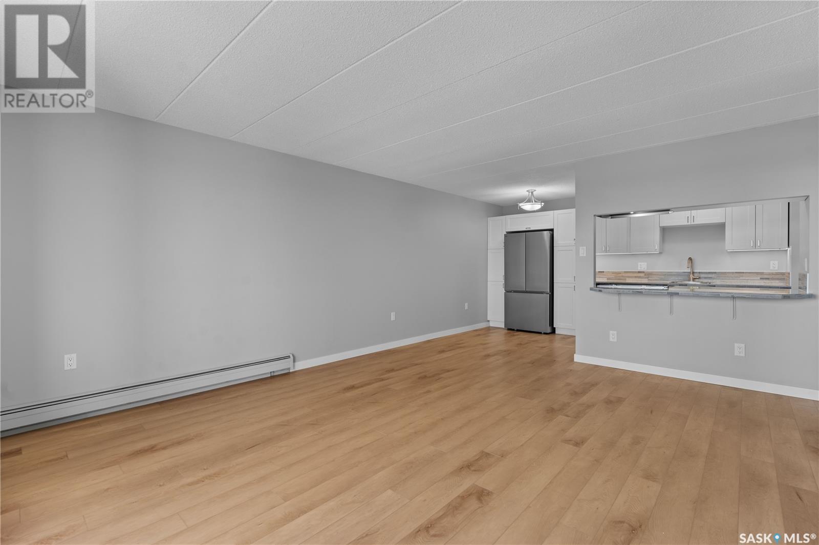 Single Family House High rise for Sale in   Gordon ROAD Regina 