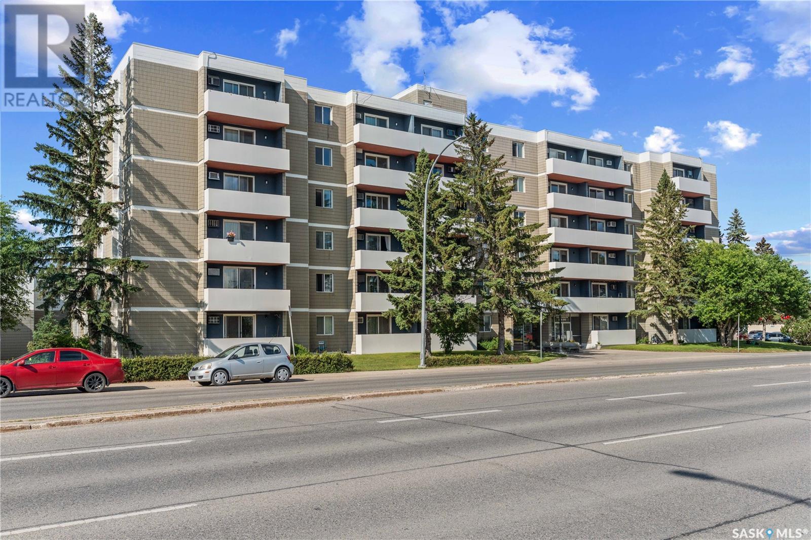 Single Family House High rise for Sale in   Gordon ROAD Regina 