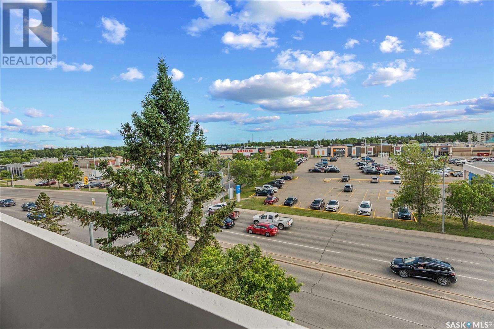 Single Family House High rise for Sale in   Gordon ROAD Regina 