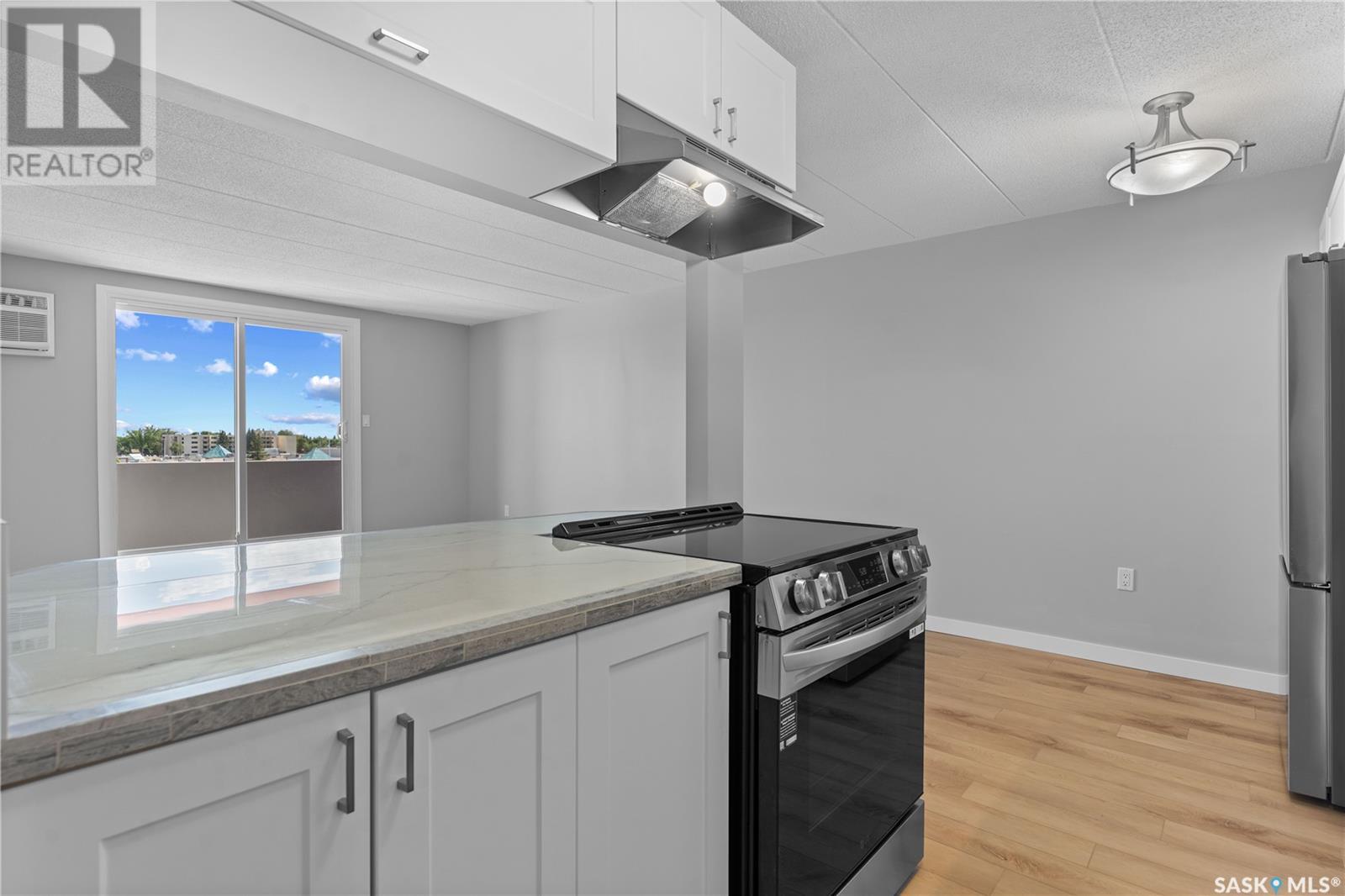 Single Family House High rise for Sale in   Gordon ROAD Regina 