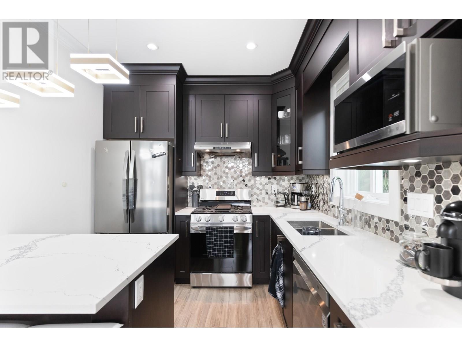 Photo 10 of 13667 232 A Street, Maple Ridge BC