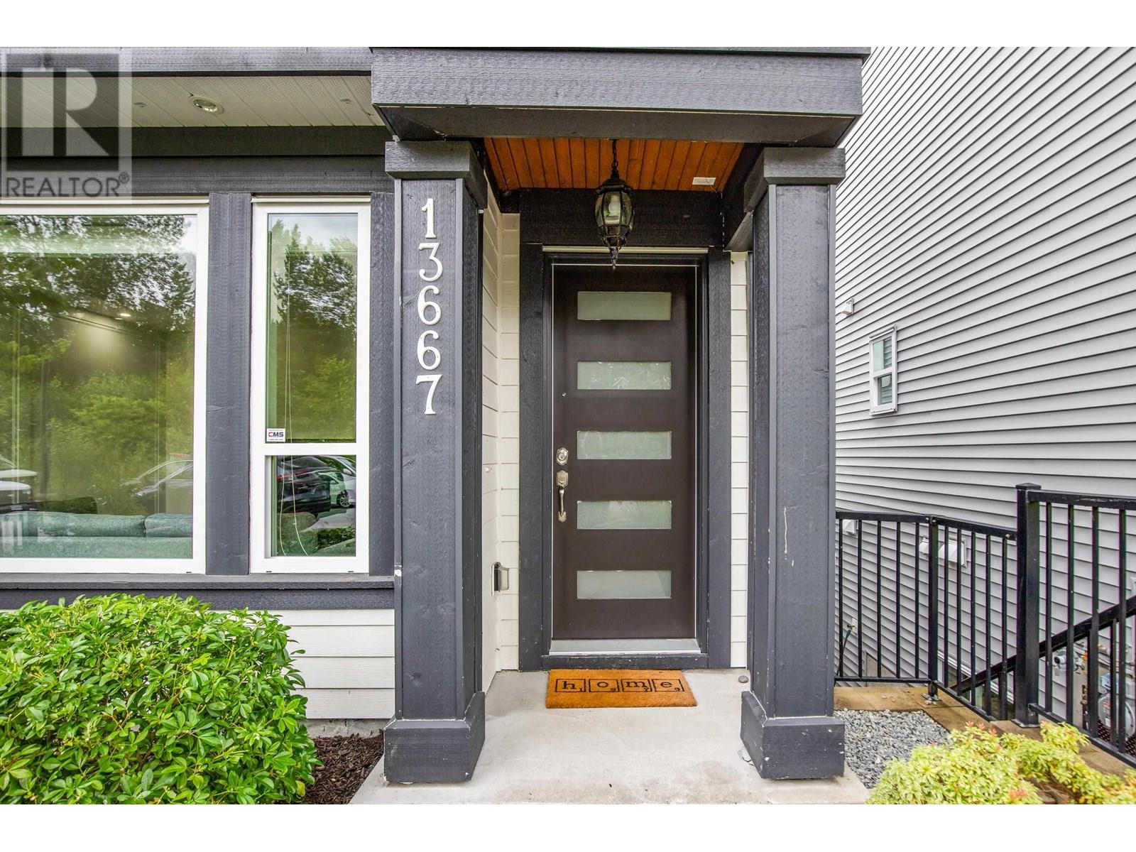 Photo 3 of 13667 232 A Street, Maple Ridge BC