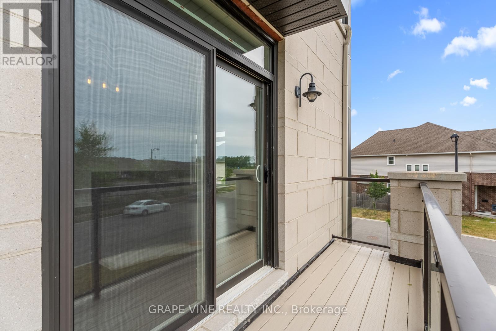 Photo 18 of 599 Cartographe Street, Ottawa ON
