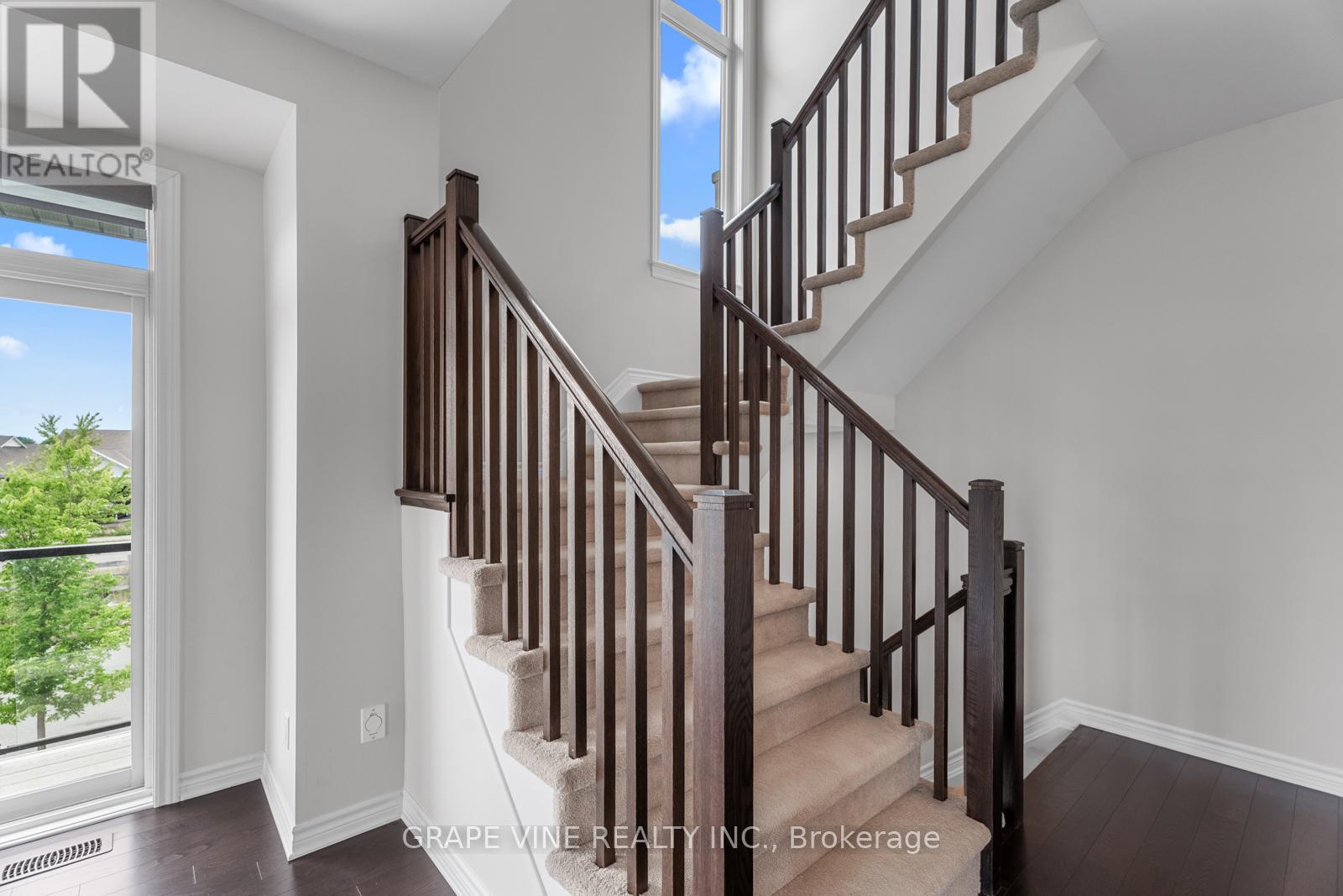 Photo 20 of 599 Cartographe Street, Ottawa ON