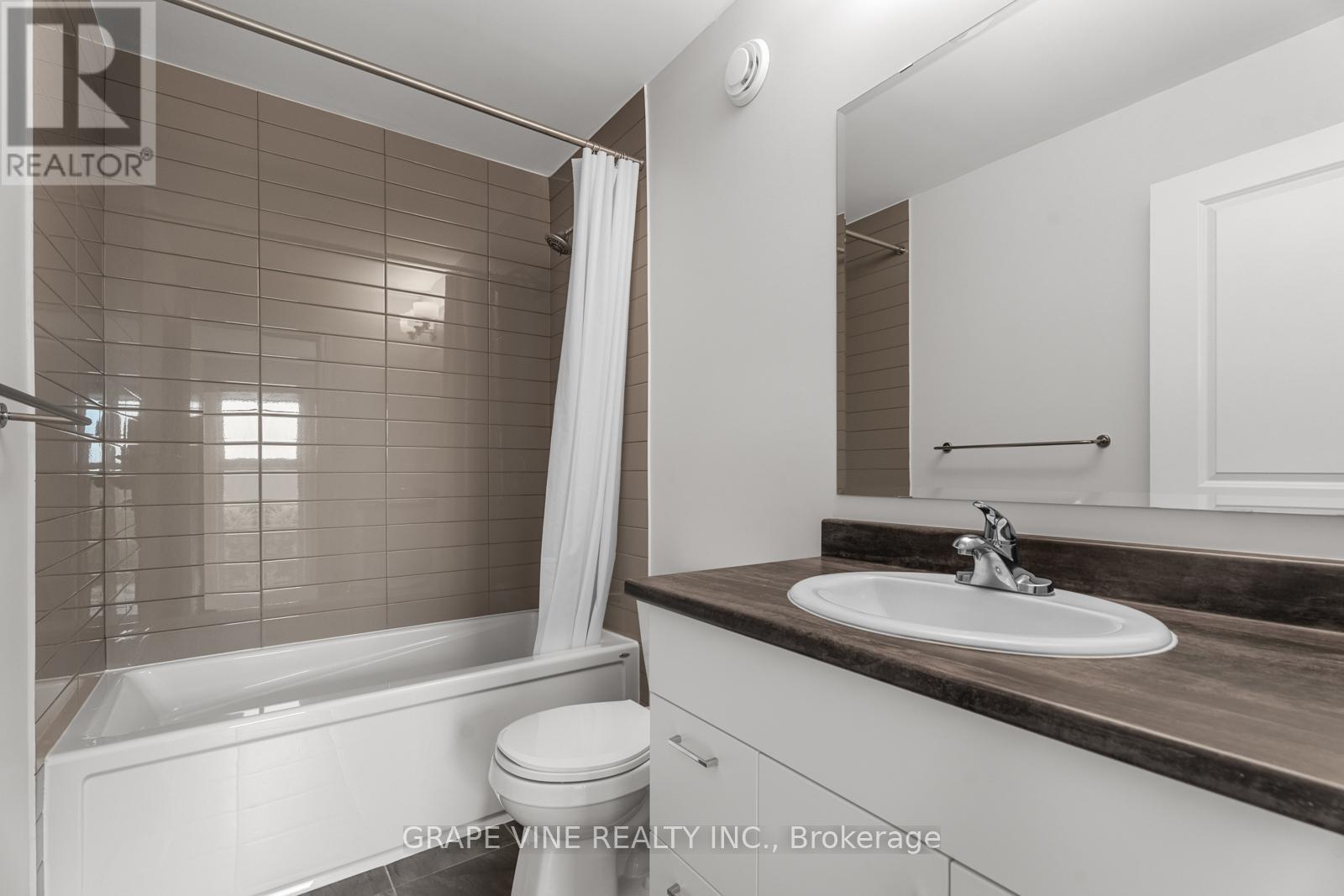 Photo 27 of 599 Cartographe Street, Ottawa ON