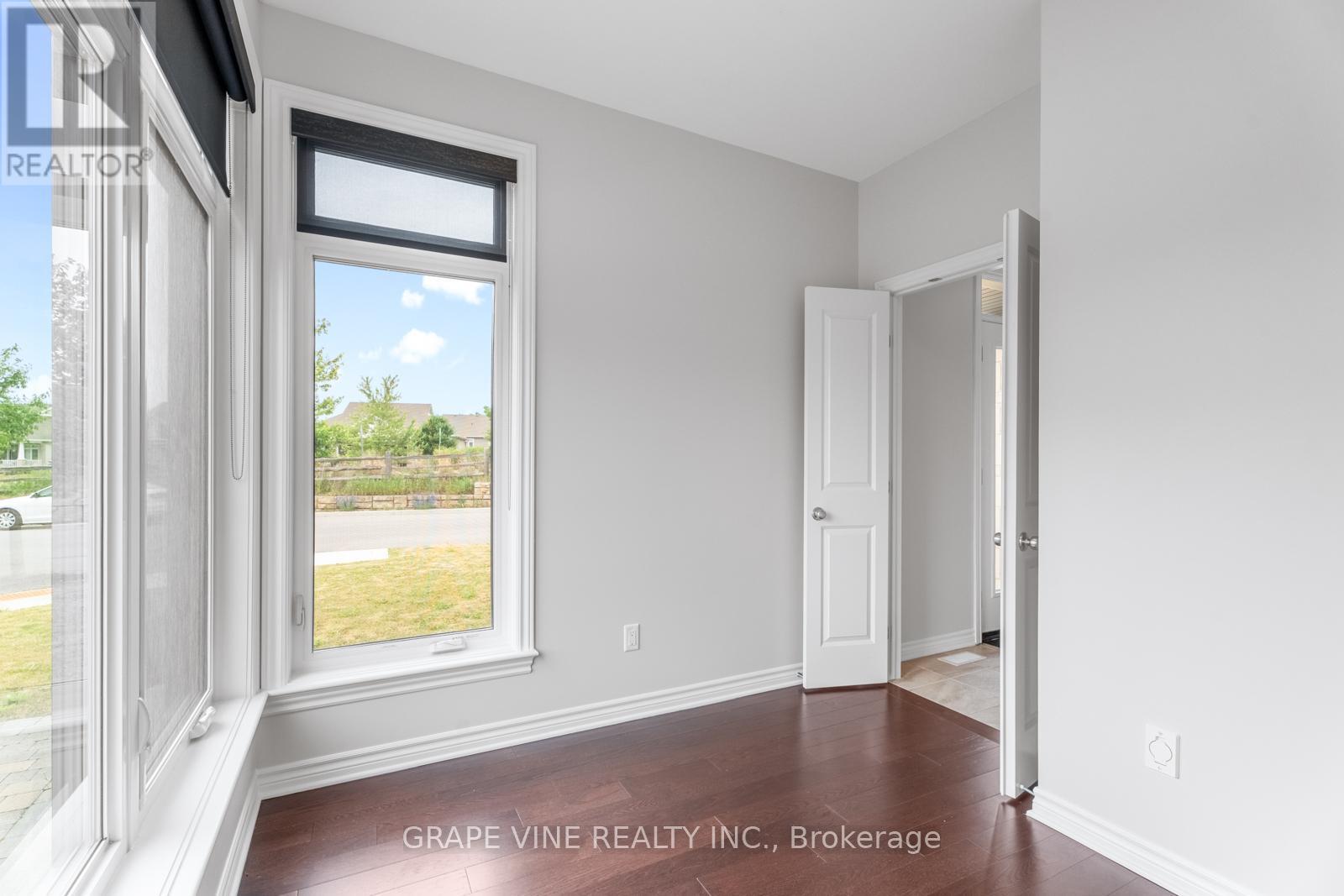 Photo 6 of 599 Cartographe Street, Ottawa ON