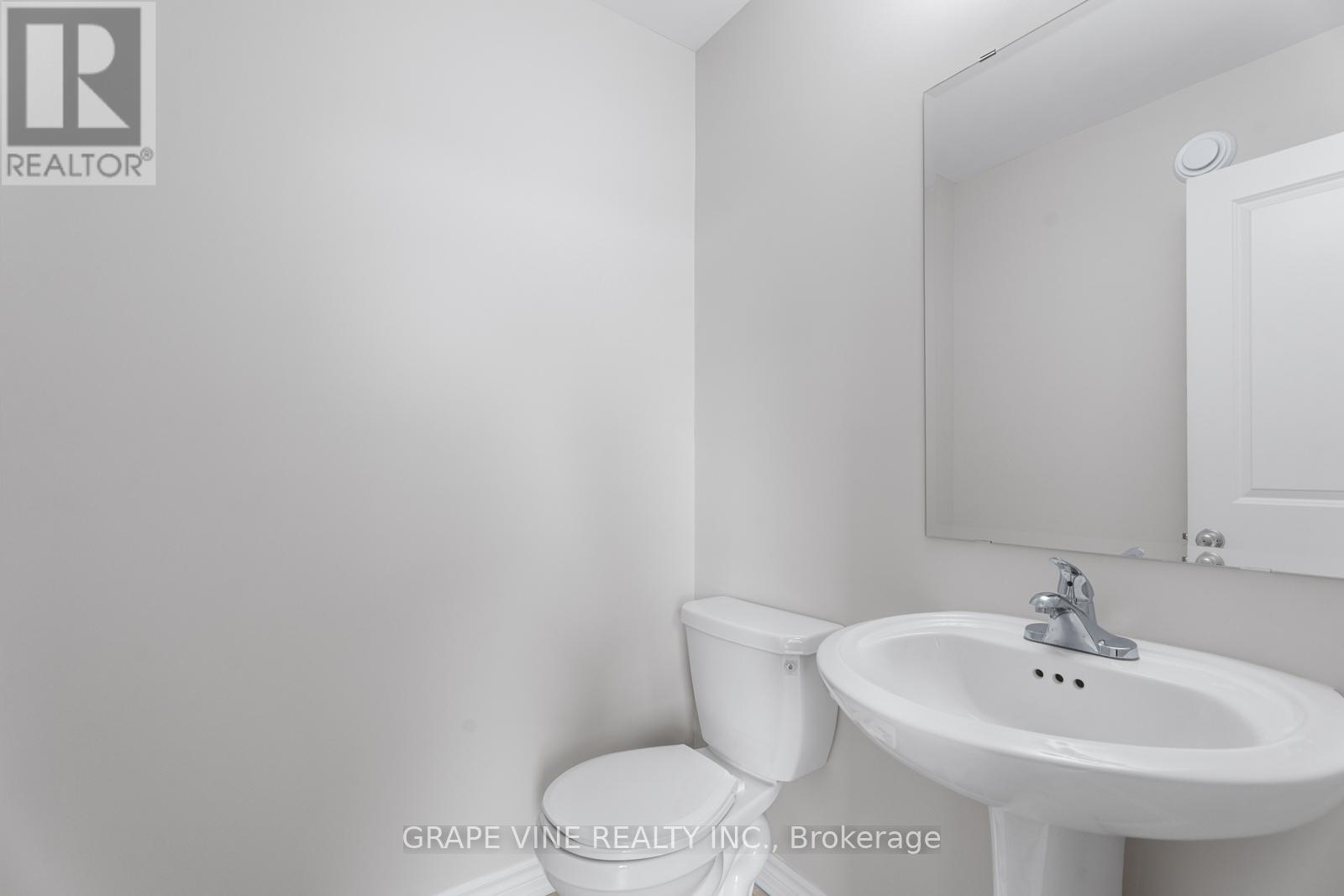 Photo 9 of 599 Cartographe Street, Ottawa ON