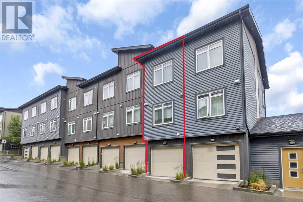 Single Family House for Sale in  Sage Bluff Circle NW Sage Hill Calgary 