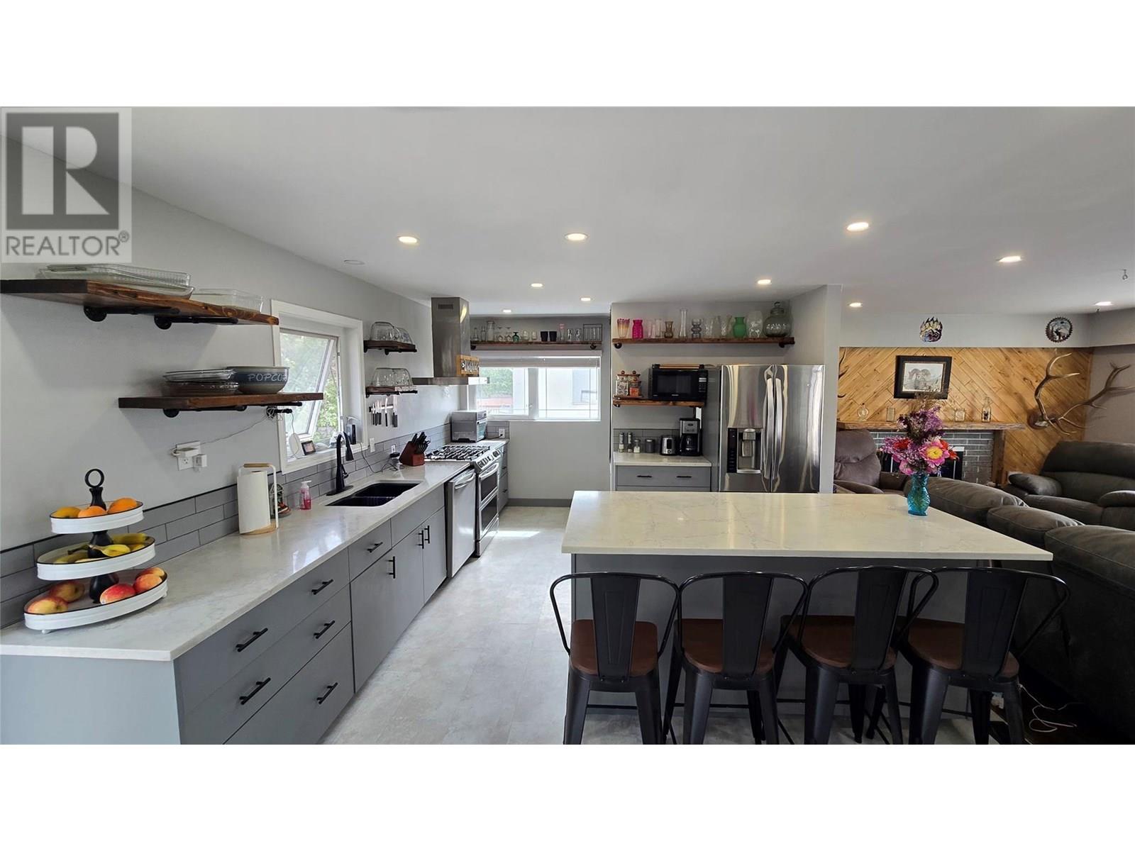1904 108 Avenue, Dawson Creek